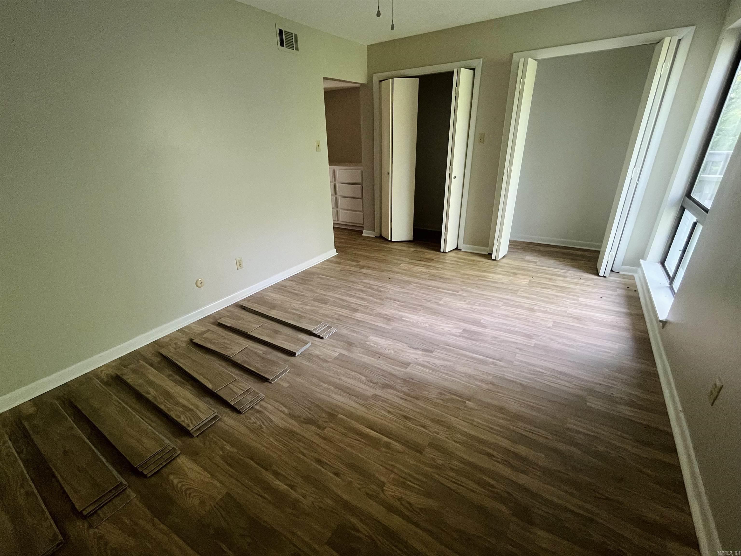 FOREST HGTS CONDO - Residential