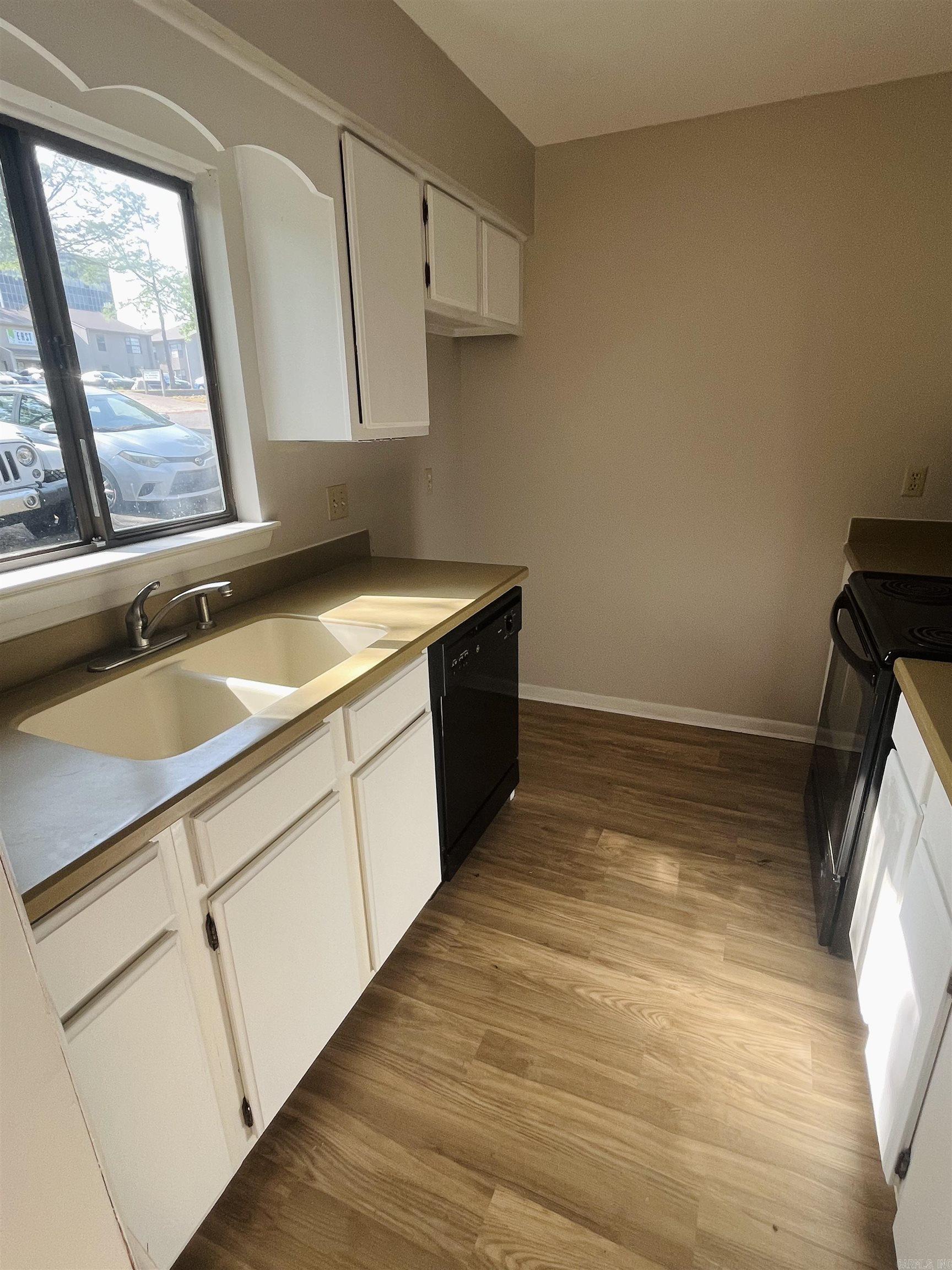 FOREST HGTS CONDO - Residential