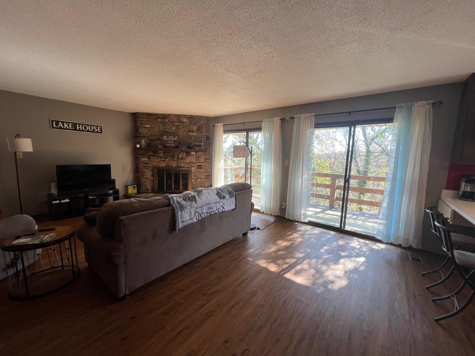 Thunderbird 1st - Residential