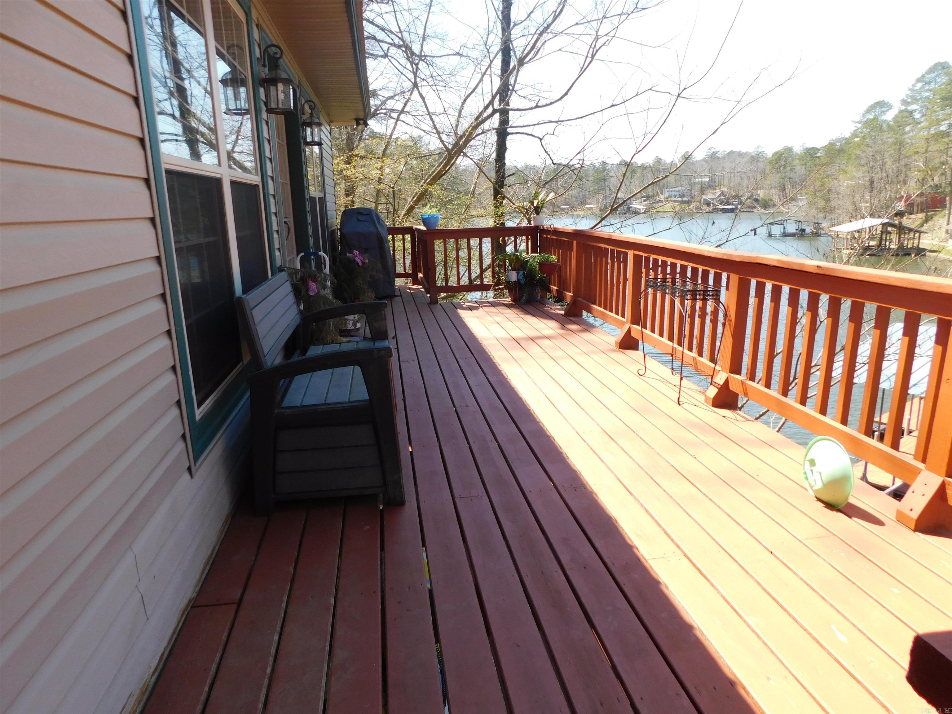 LAKE NORRELL ESTATES - Residential