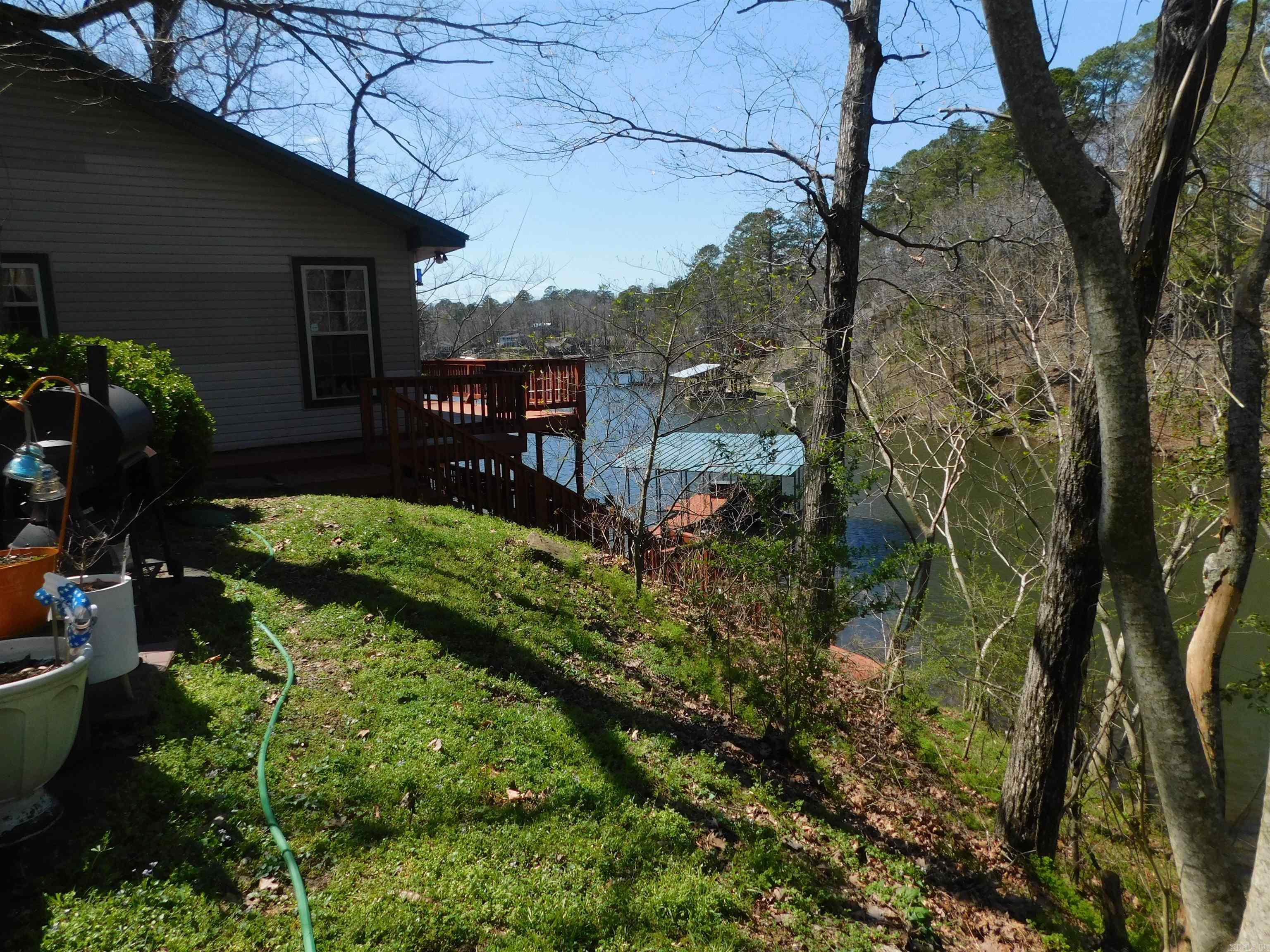 LAKE NORRELL ESTATES - Residential