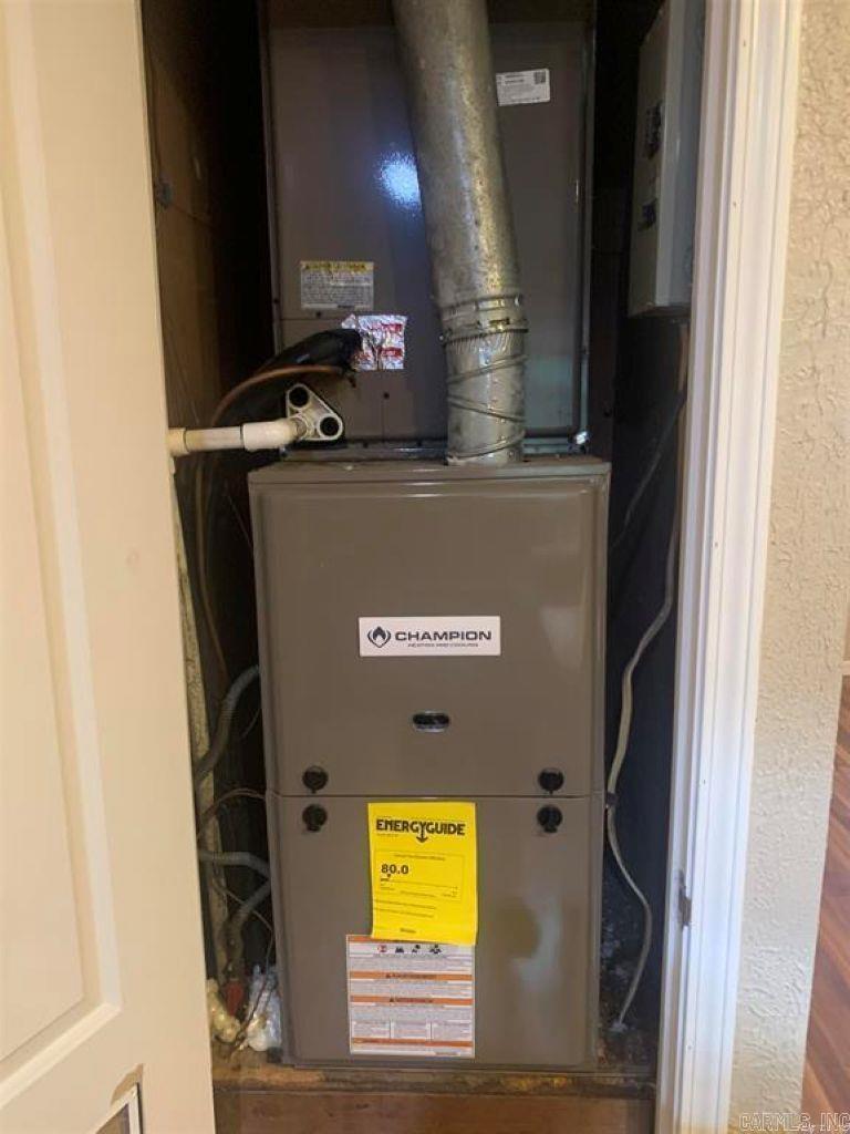 PAUL'S SUBD - Residential