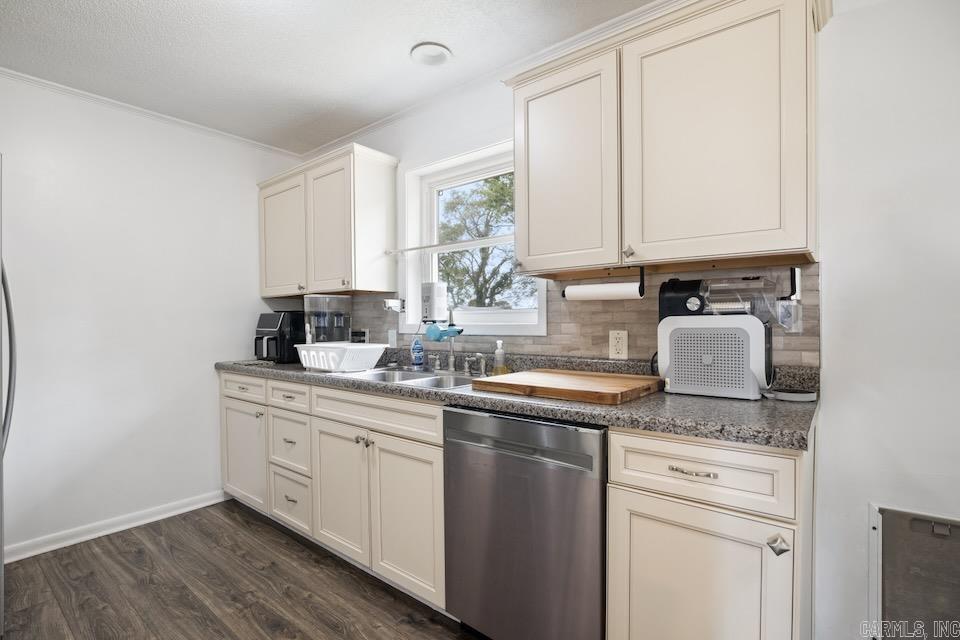 COLEMAN'S - Residential