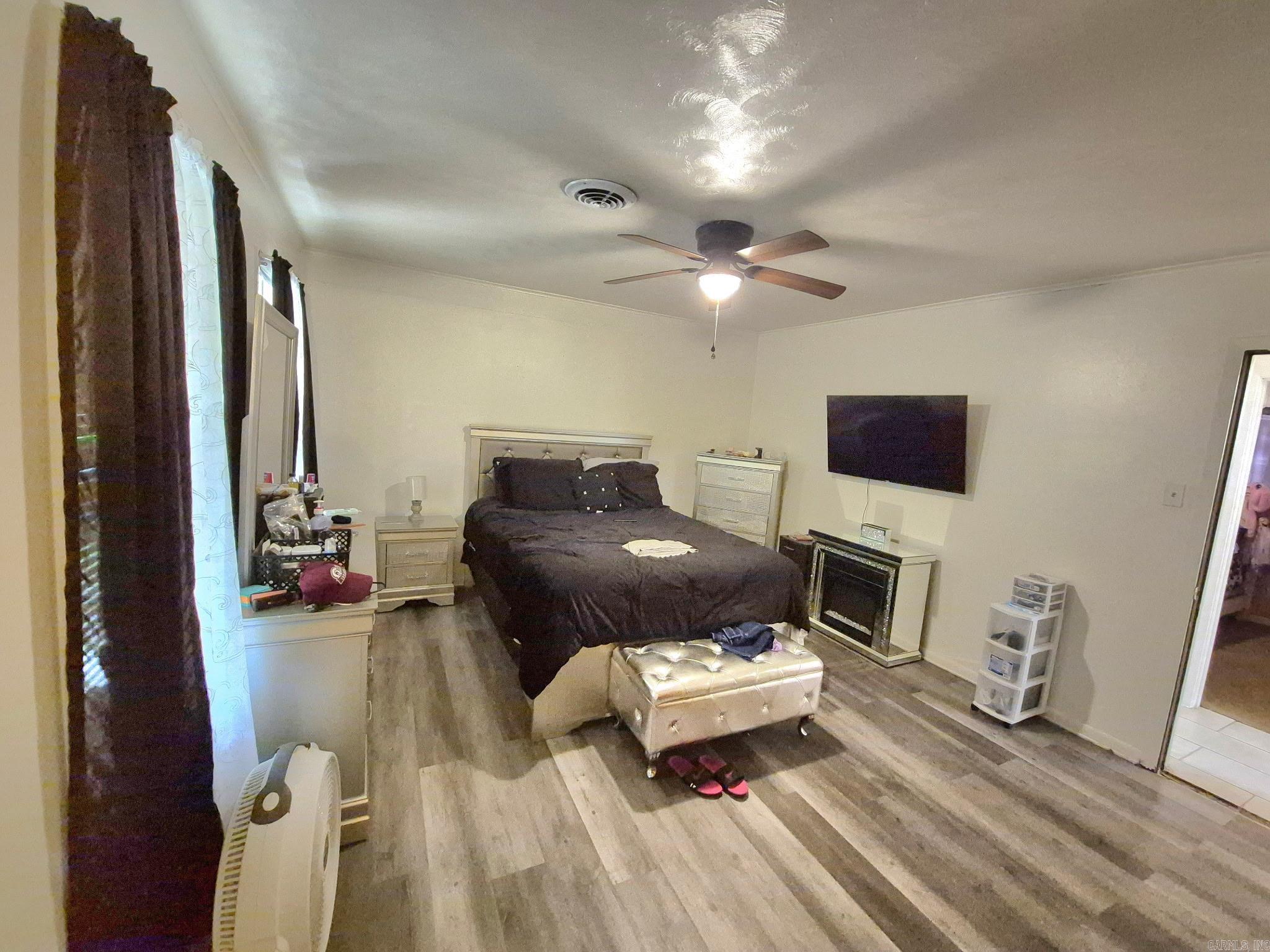 BELMONT - Residential