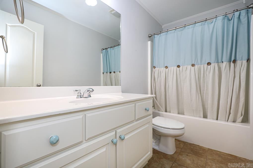 ST ANDREWS WOODS - Residential