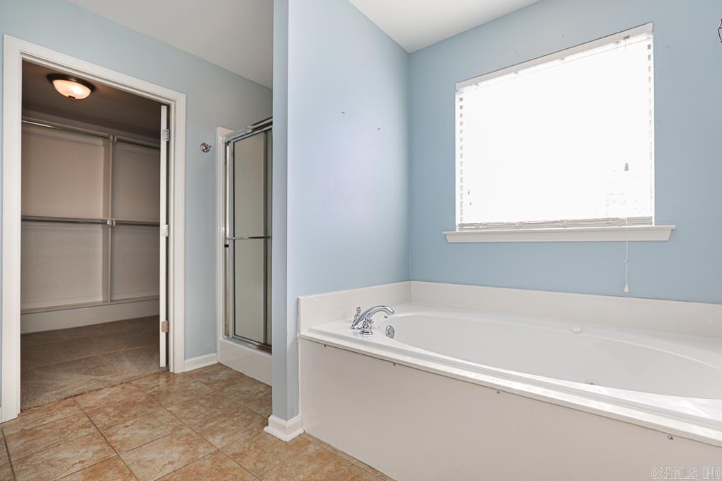 ST ANDREWS WOODS - Residential