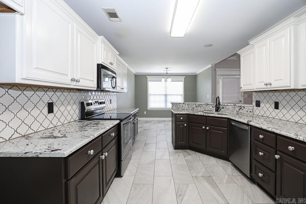 ST ANDREWS WOODS - Residential