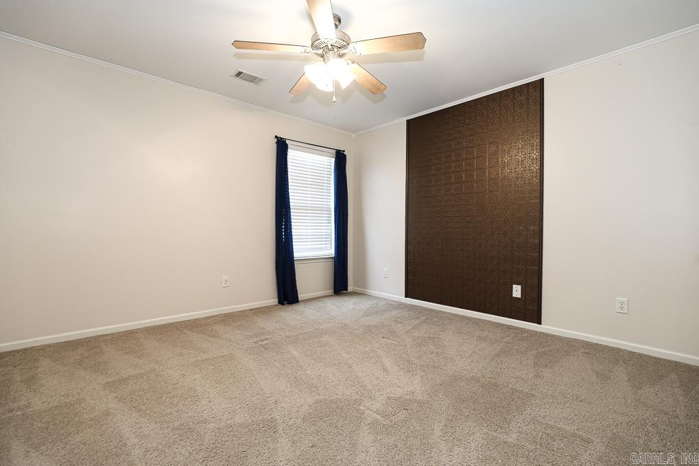 ST ANDREWS WOODS - Residential