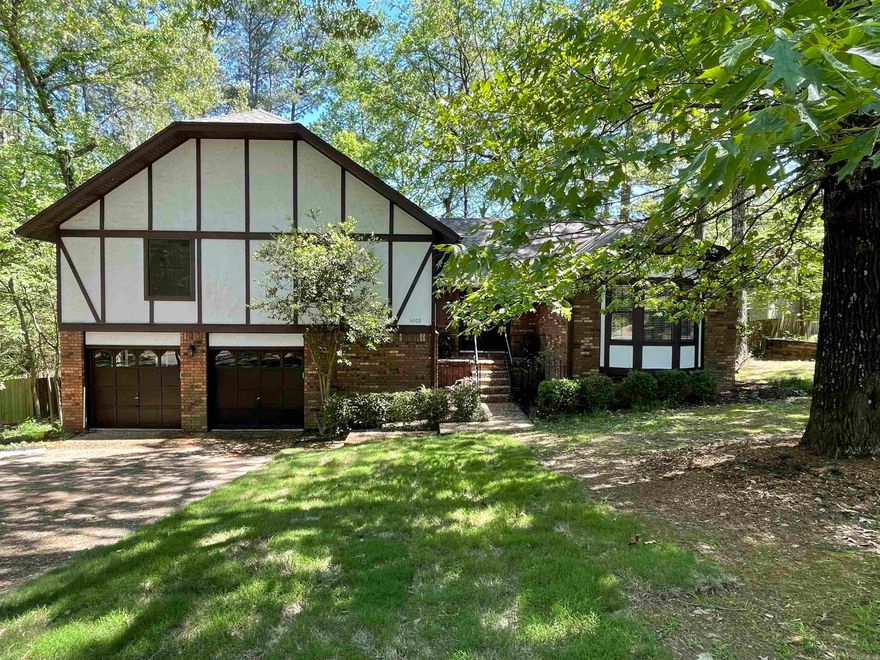 Make your dream home a reality! Outstanding buy on this beautiful home in the Otter Creek Community. Amenities include swimming pool, tennis courts, club house, playground and much more. Conveniently located between Benton and Little Rock. Updates include roof, two new HVAC units, granite countertops in kitchen and new paint. Features huge master bedroom with fireplace, formal dining room, bonus room and lots of storage space. Large fenced backyard with double decks. Refrigerator stays. MUST SEE