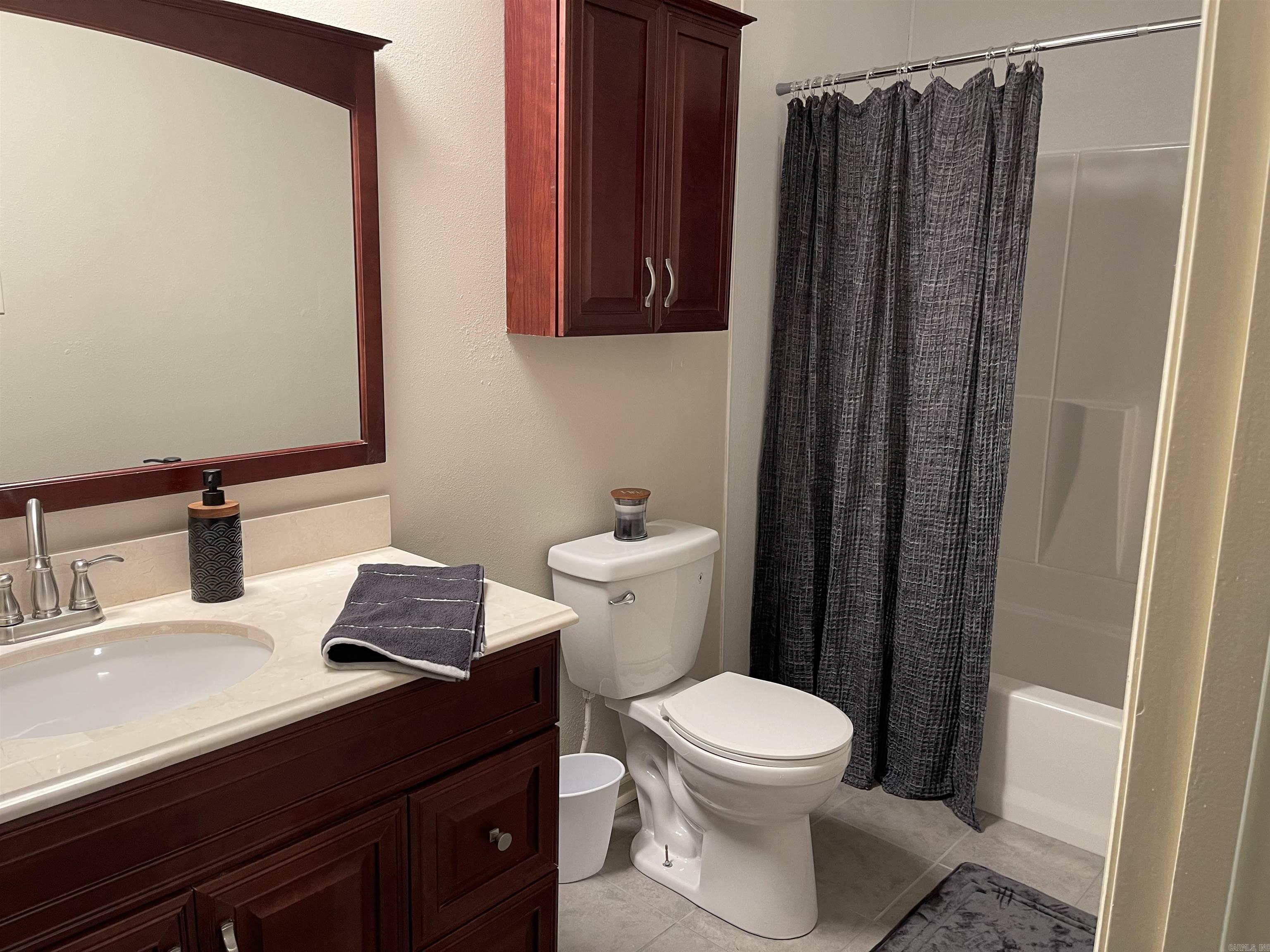 OTTER CREEK COMMUNITY - Residential