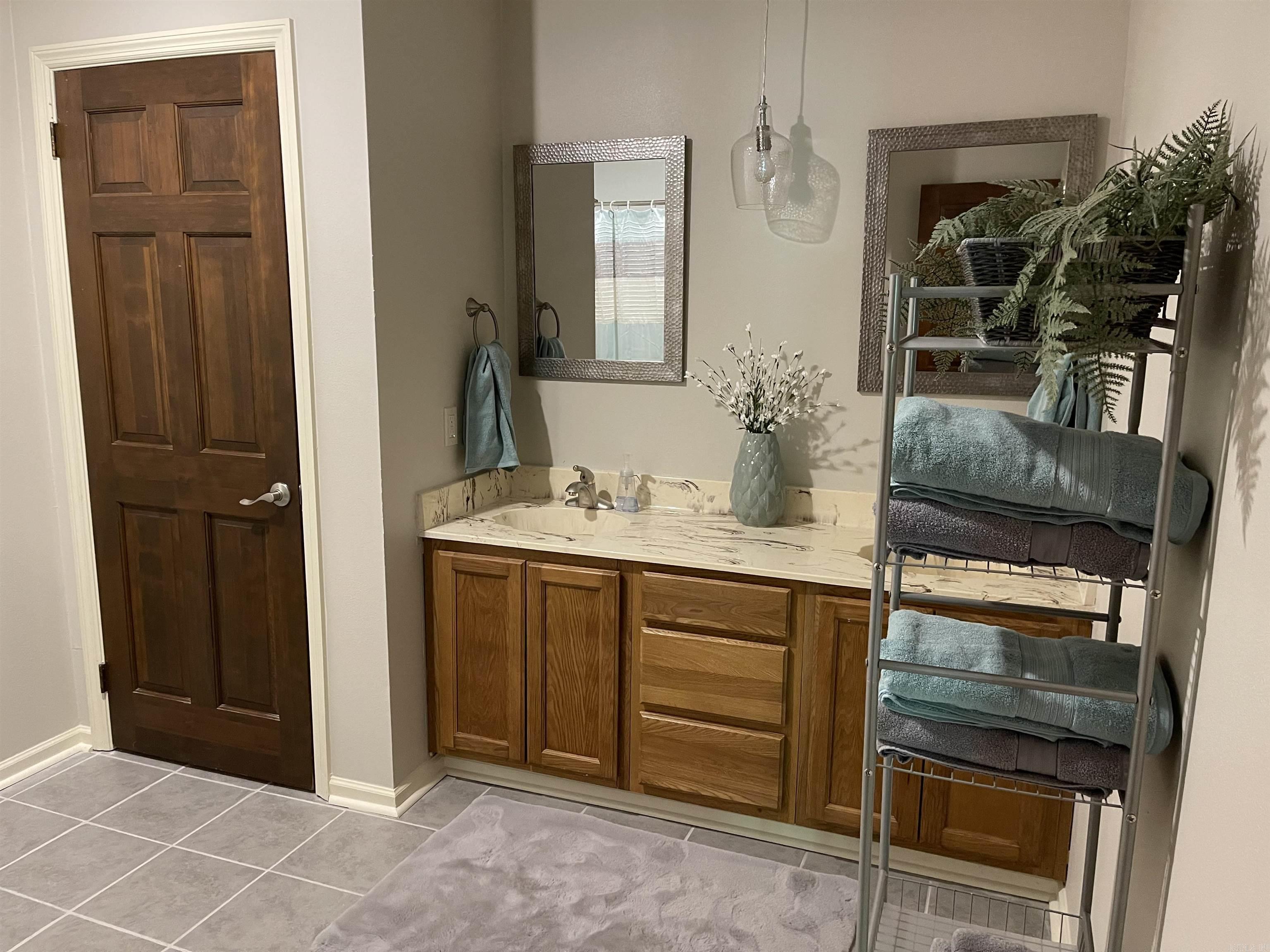 OTTER CREEK COMMUNITY - Residential