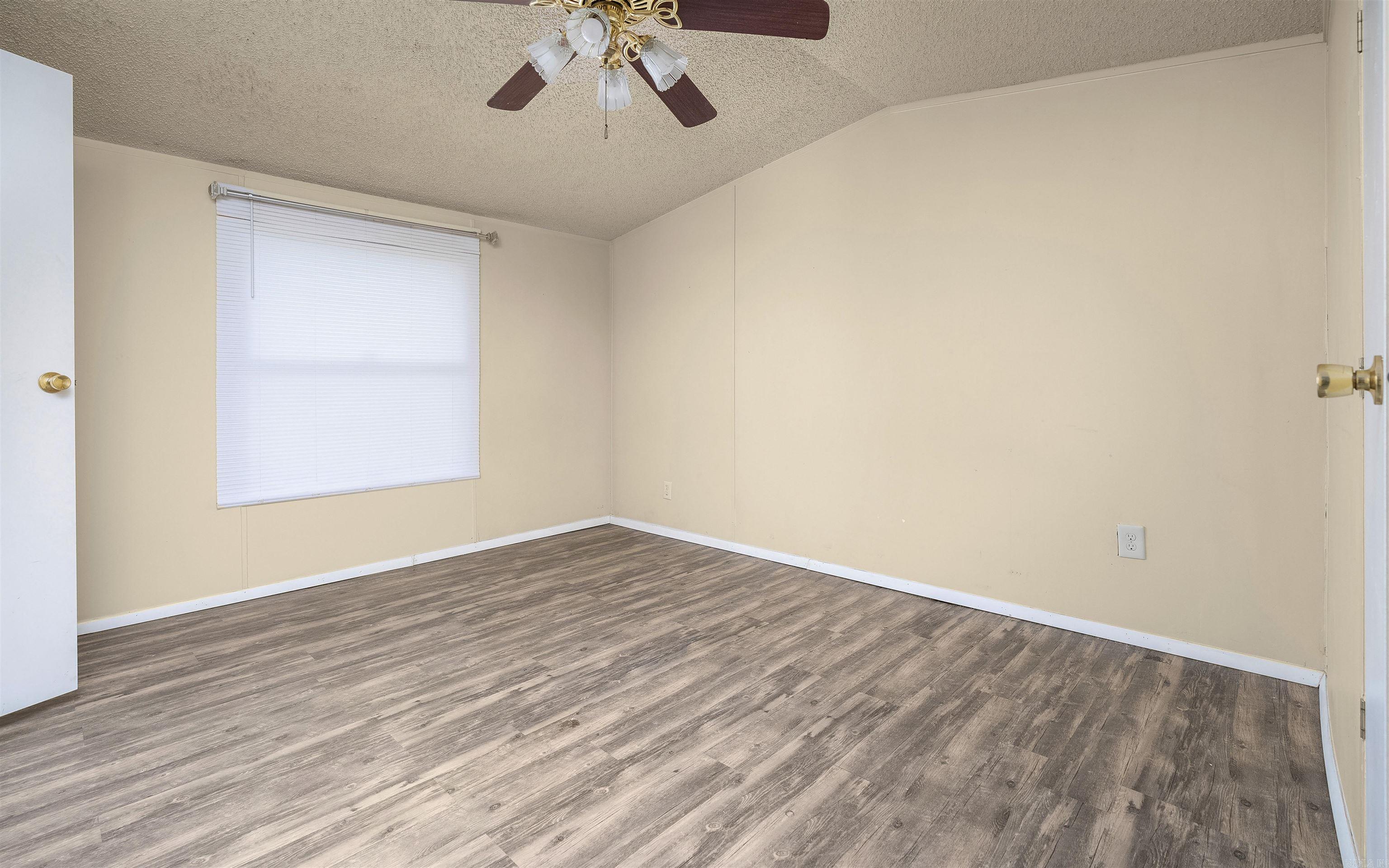 Metes & Bounds - Commercial Sale