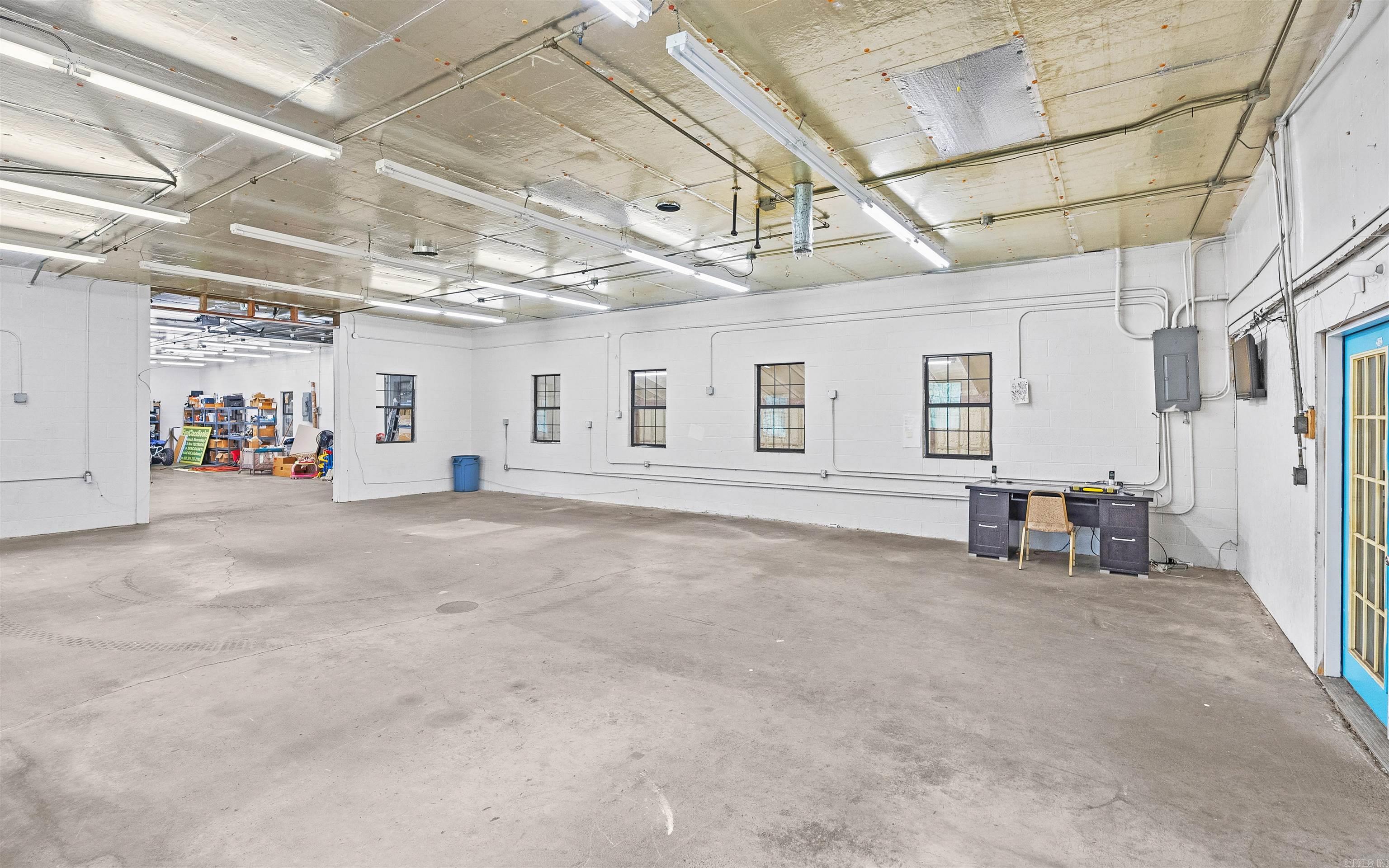 Metes & Bounds - Commercial Sale