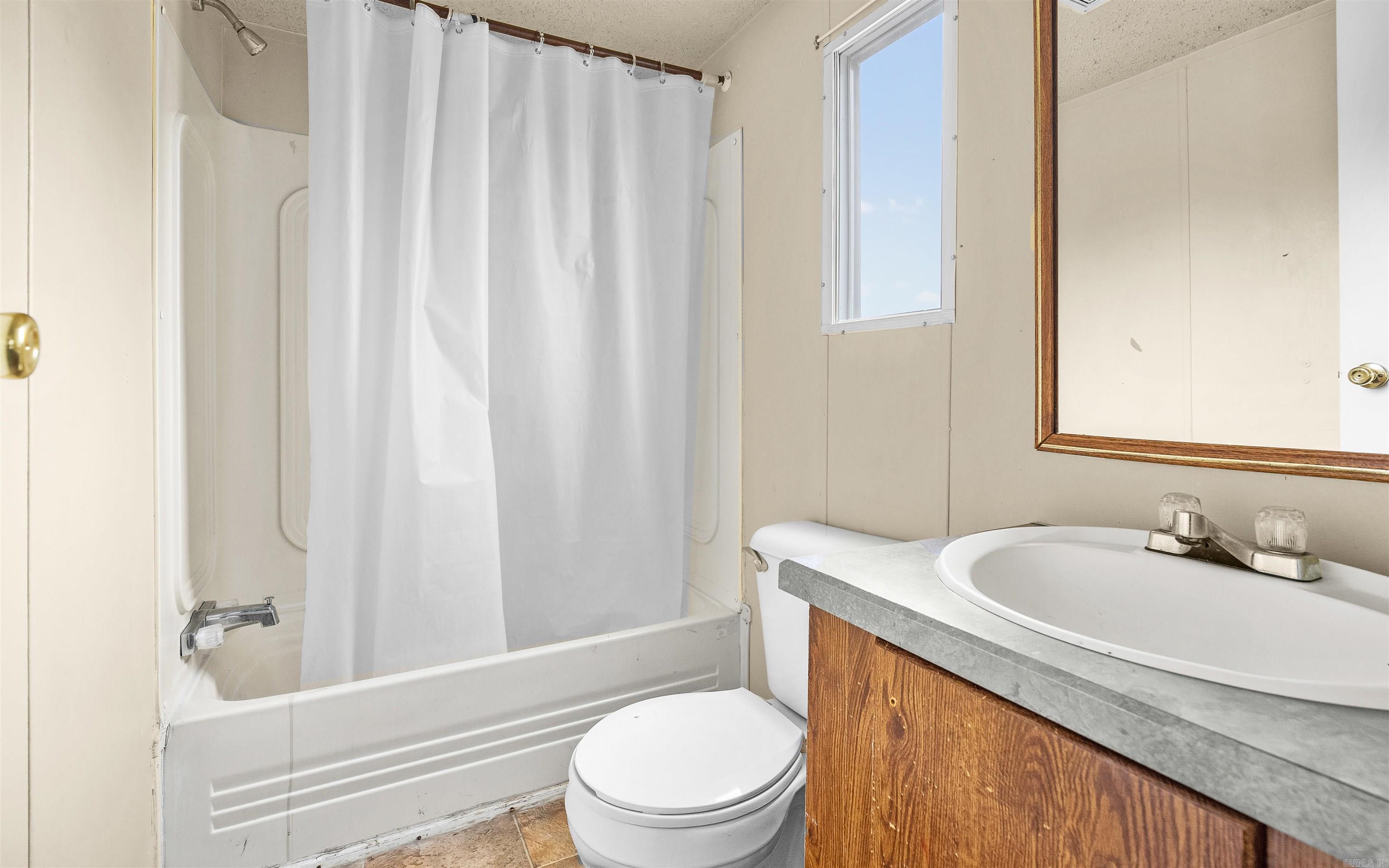 Metes & Bounds - Commercial Sale