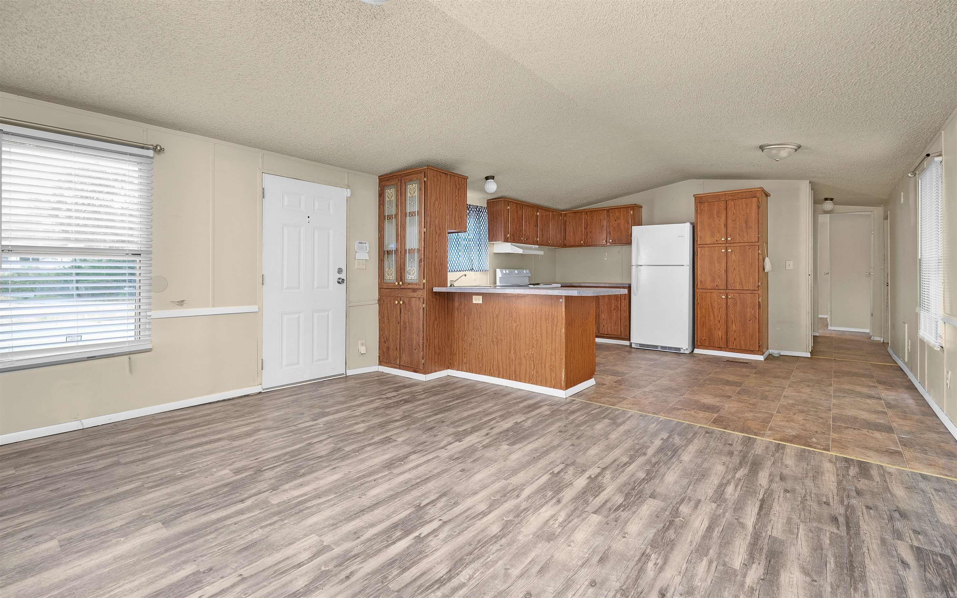 Metes & Bounds - Commercial Sale