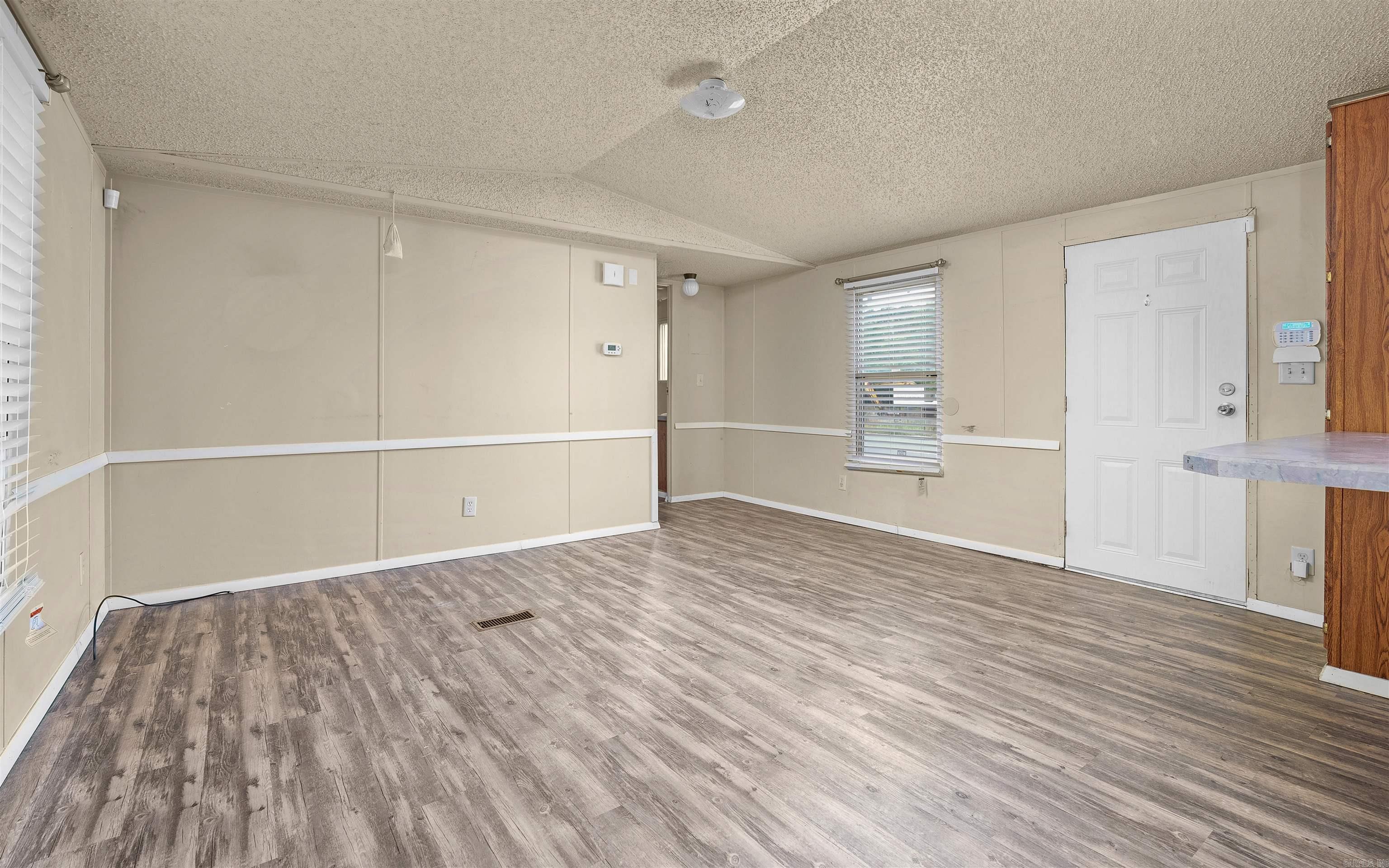 Metes & Bounds - Commercial Sale
