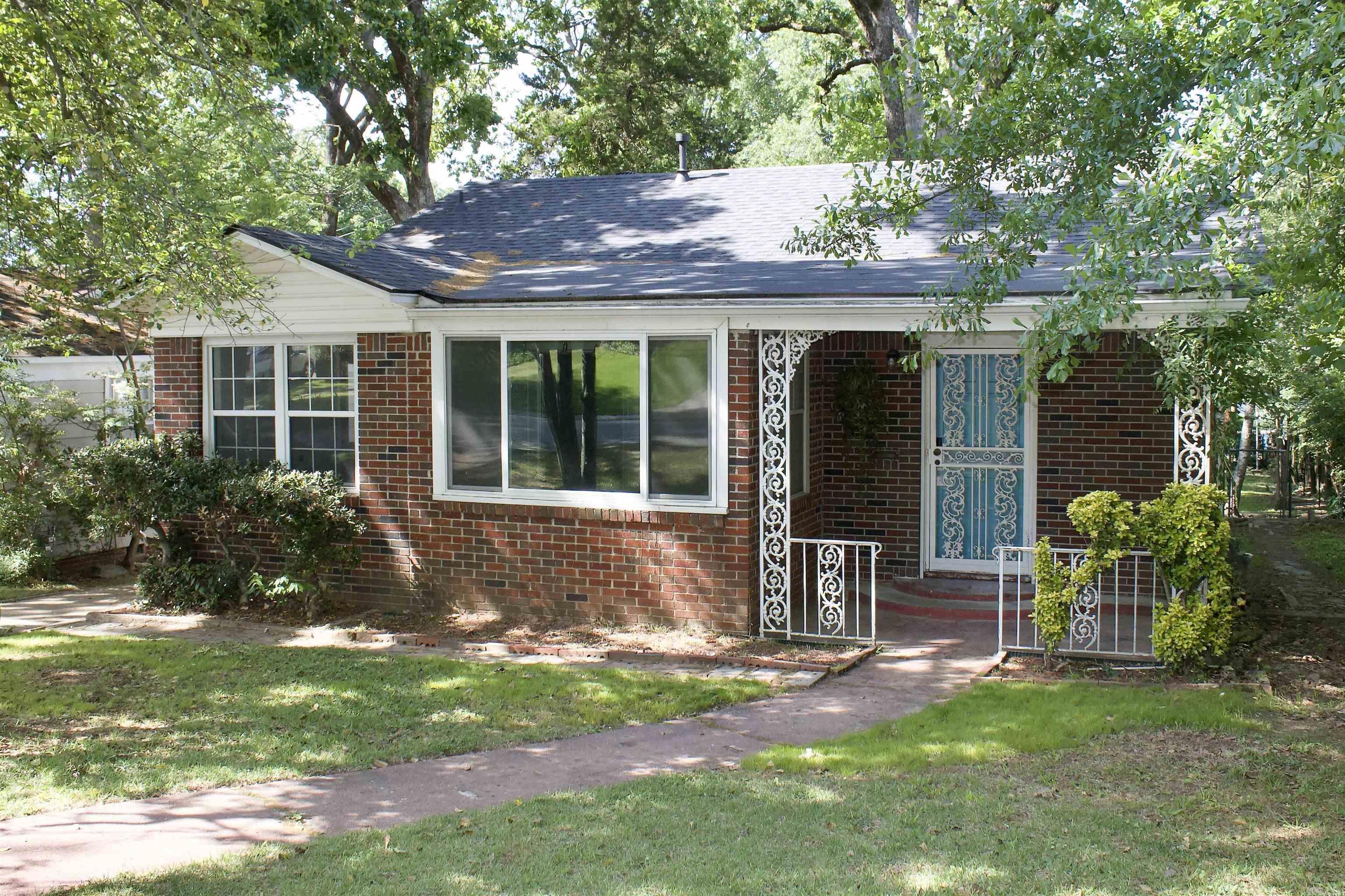 CAMMACK WOODS - Residential