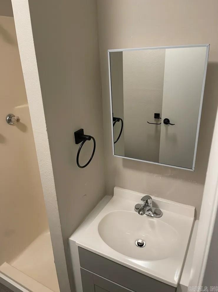 Pikewood I - Residential Lease