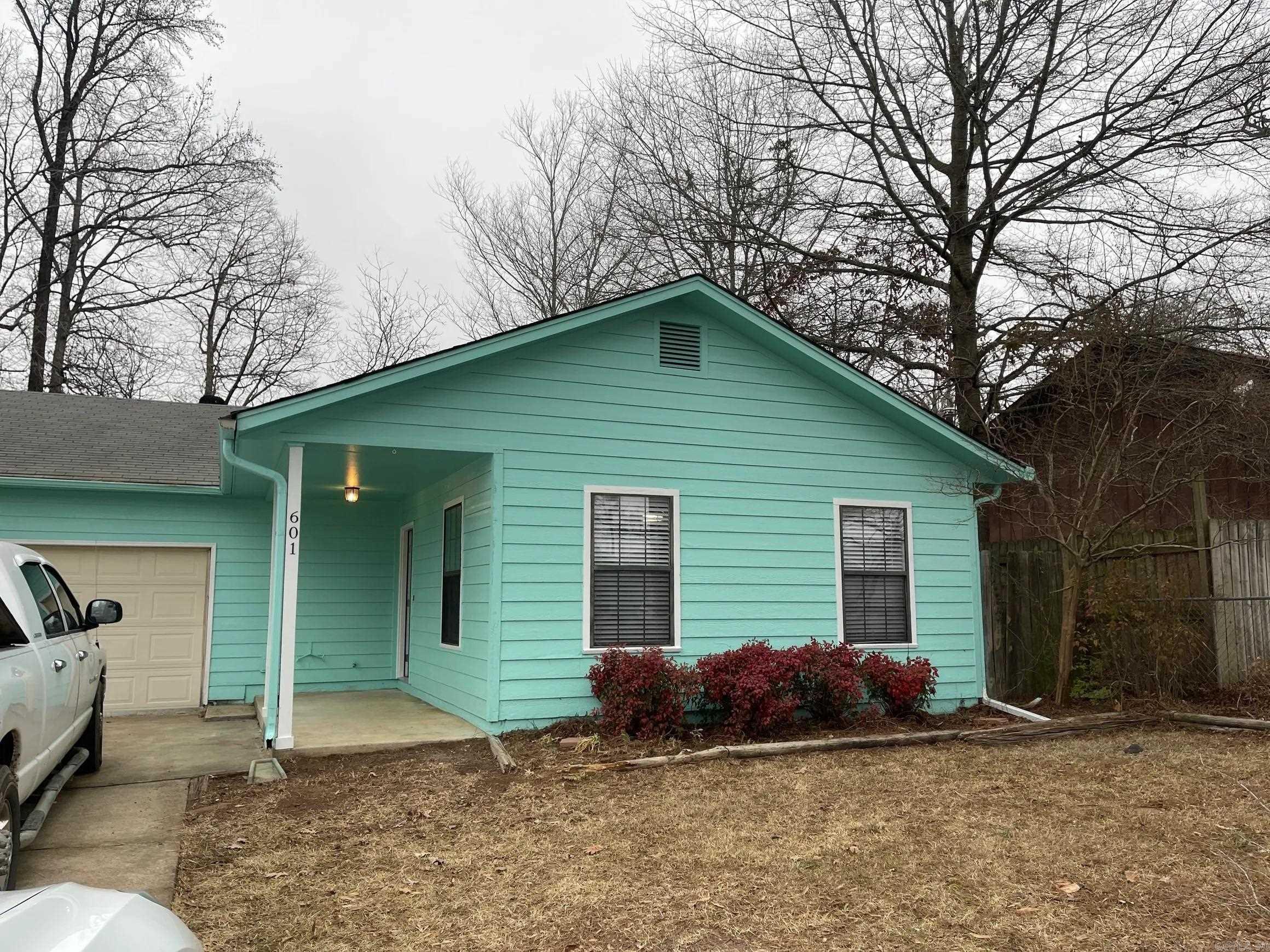 Pikewood I - Residential Lease