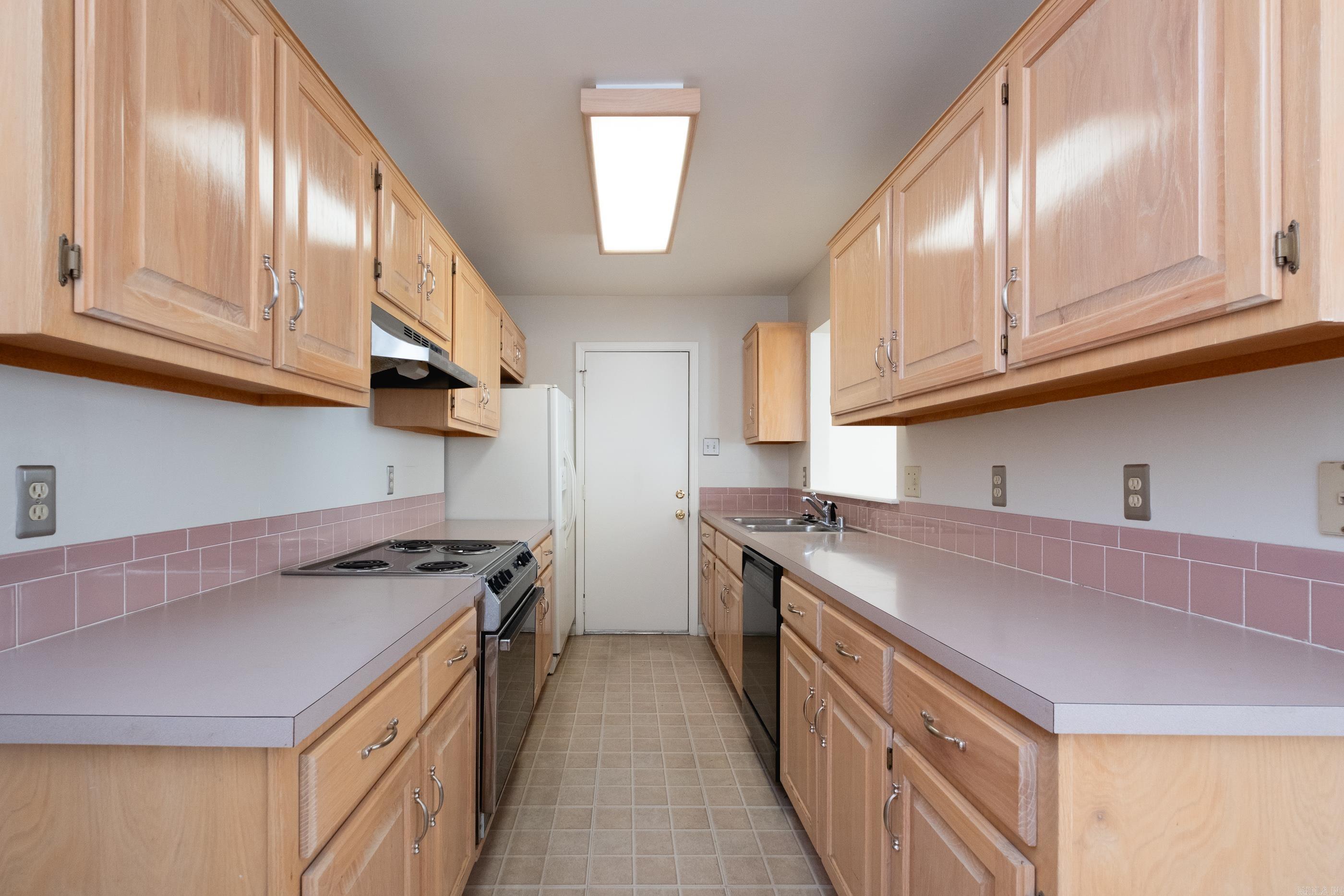 SANDPIPER WEST - Residential