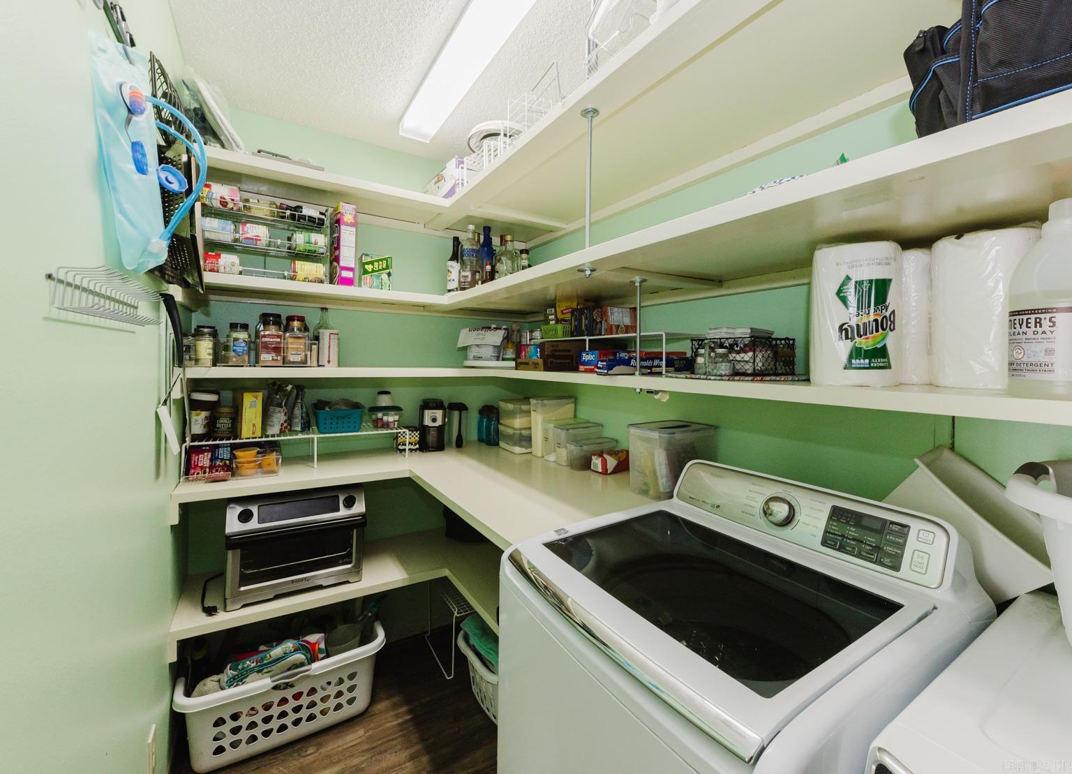 WASHINGTON RIDGE - Residential