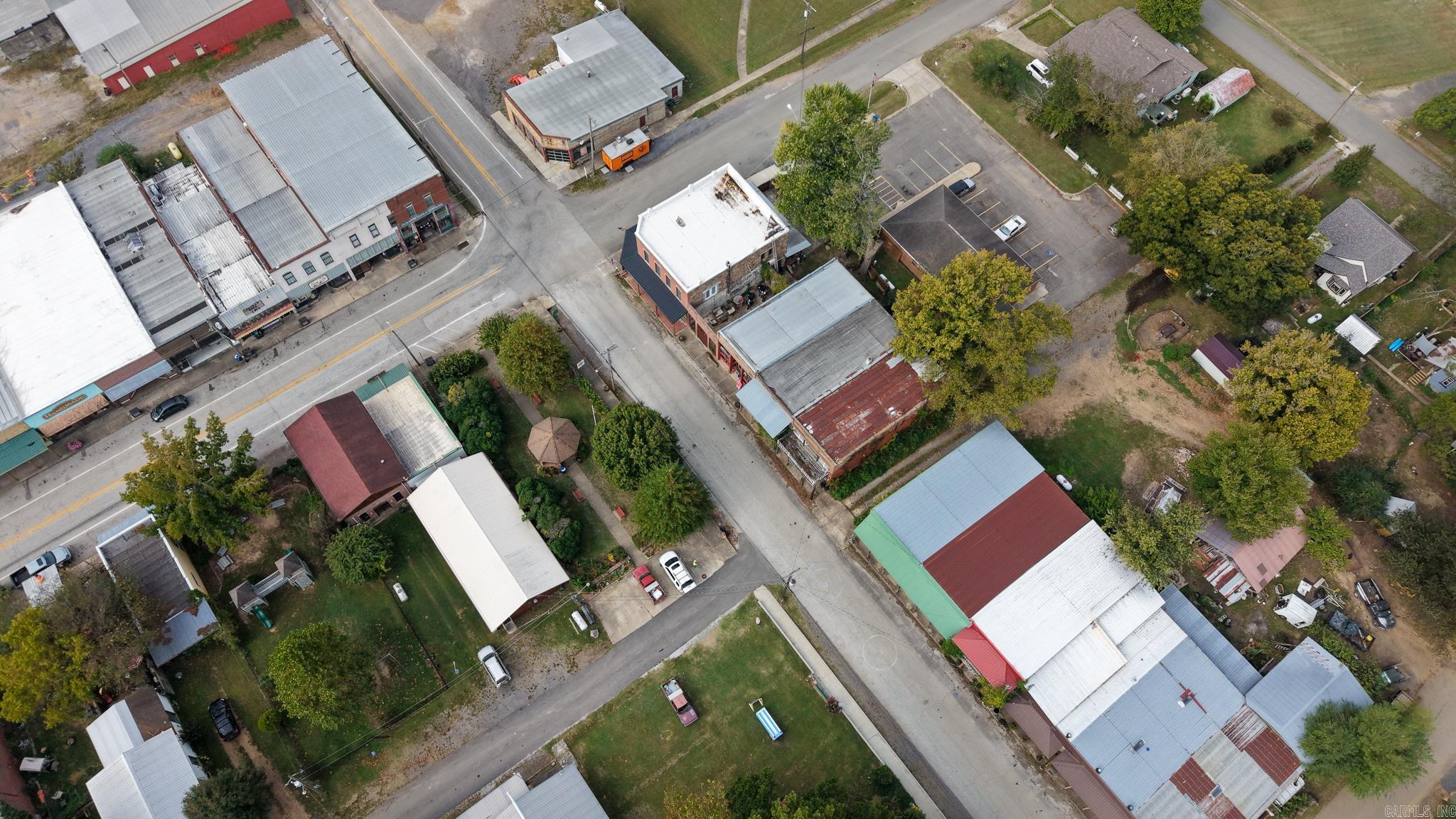 Leslie Original Town - Residential