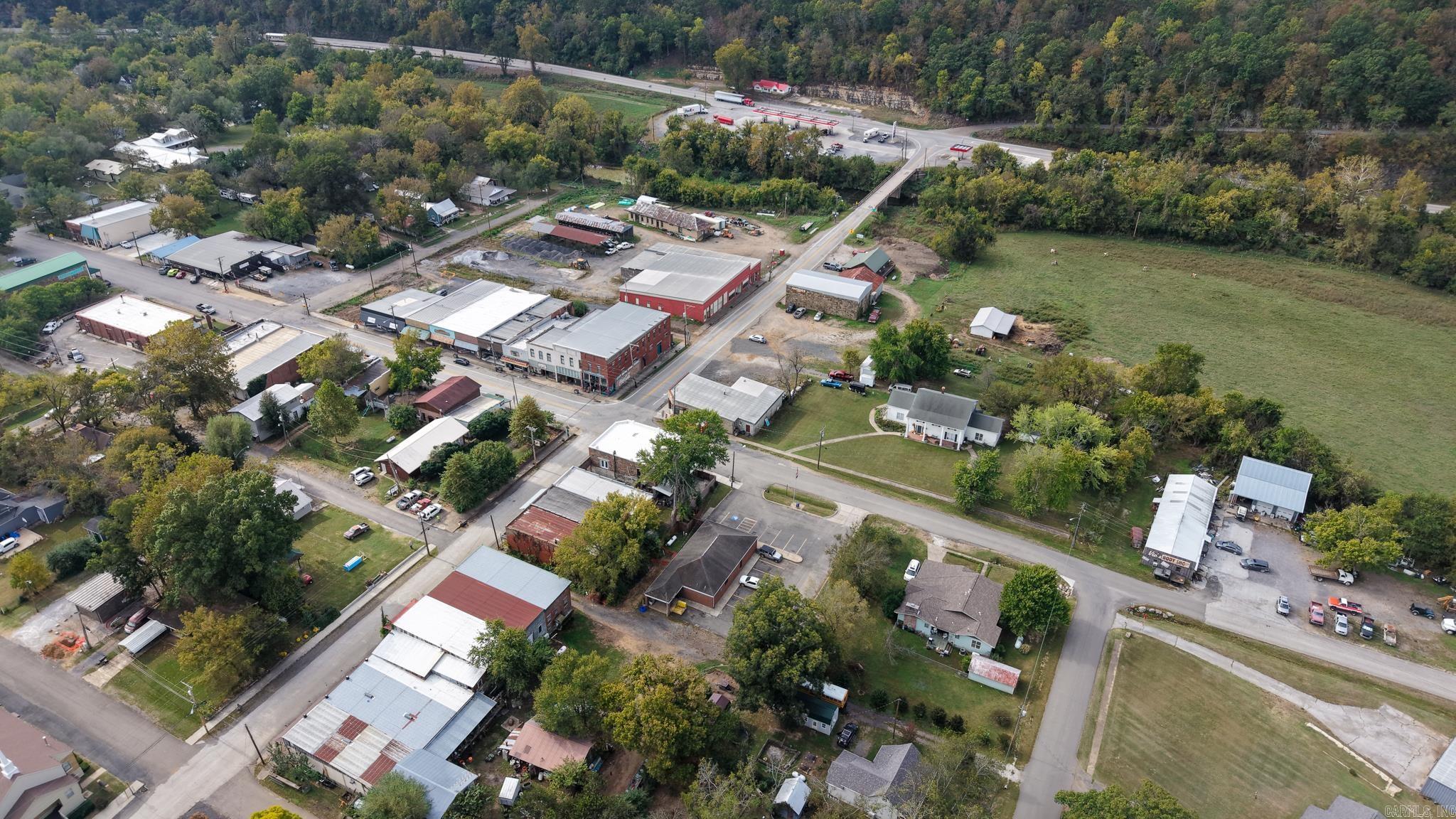 Leslie Original Town - Residential