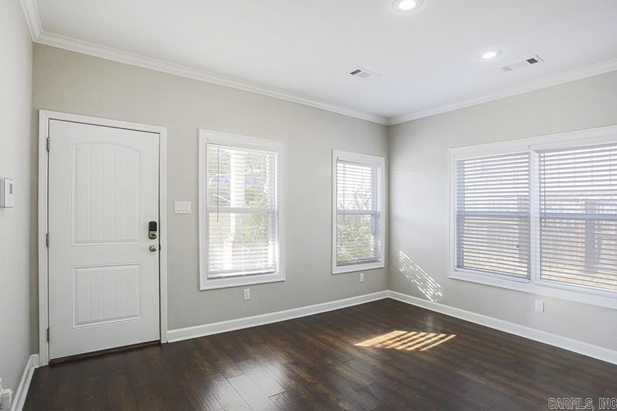 CAPITOL HILL EXT - Residential