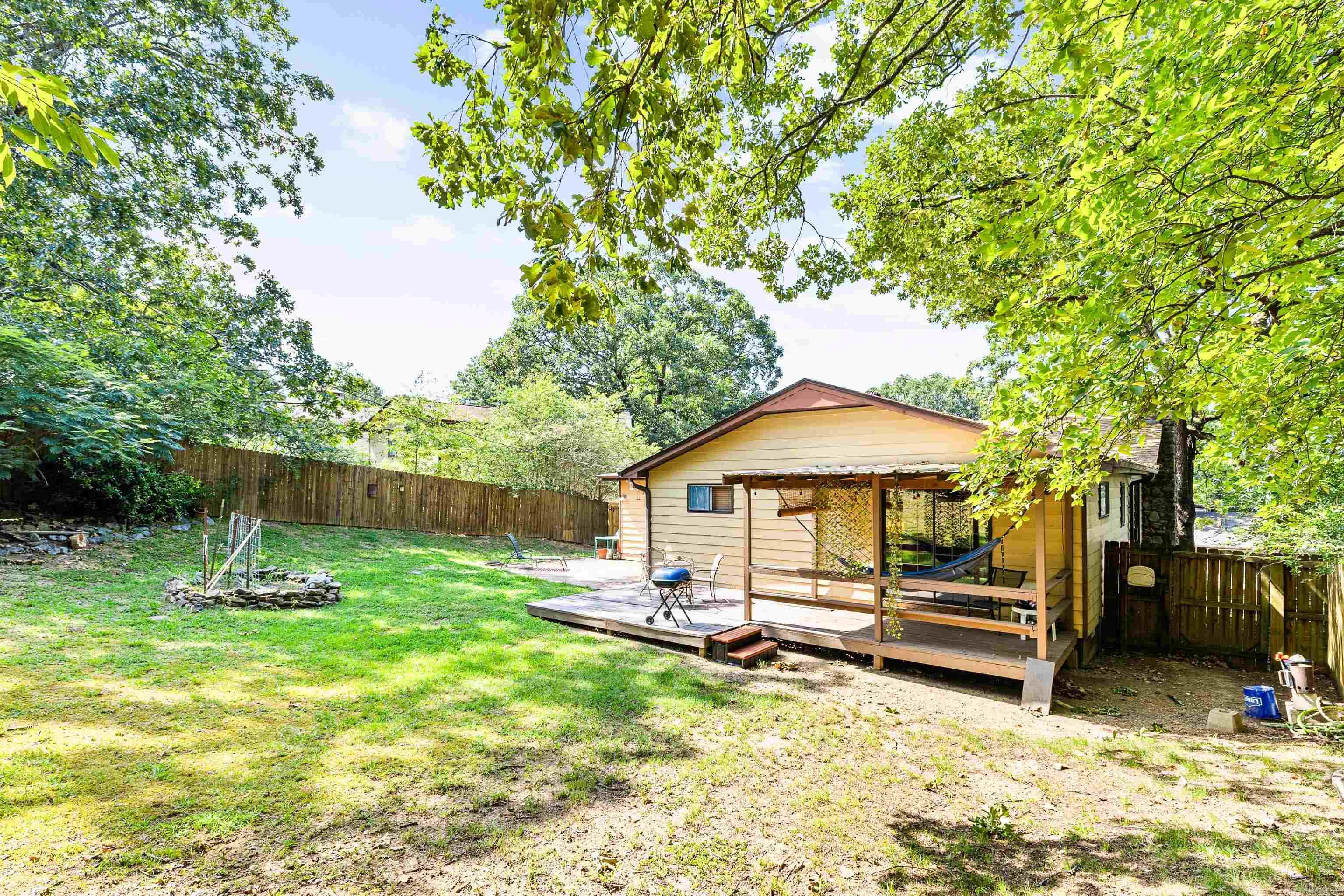 PLEASANT FOREST - Residential