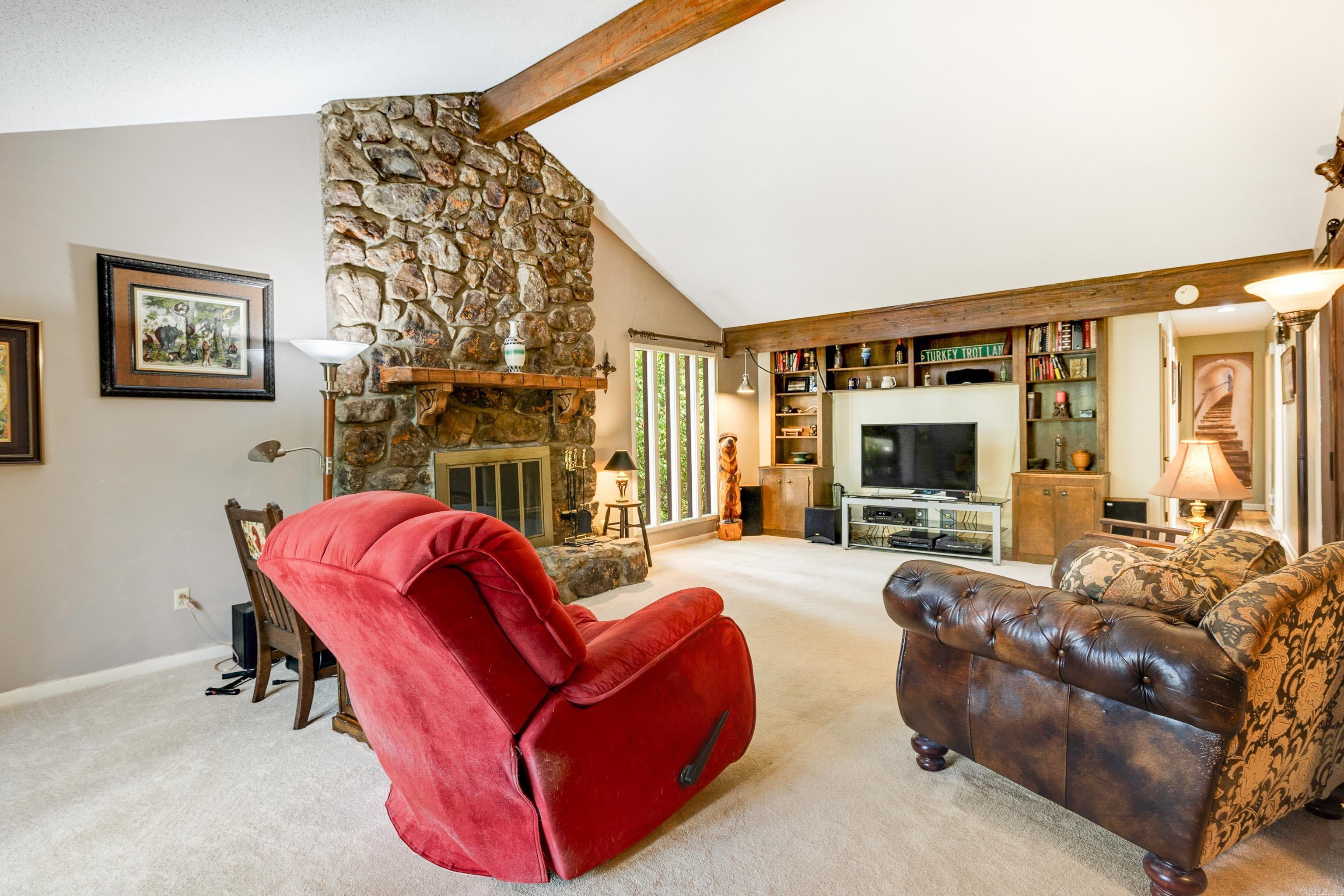 PLEASANT FOREST - Residential