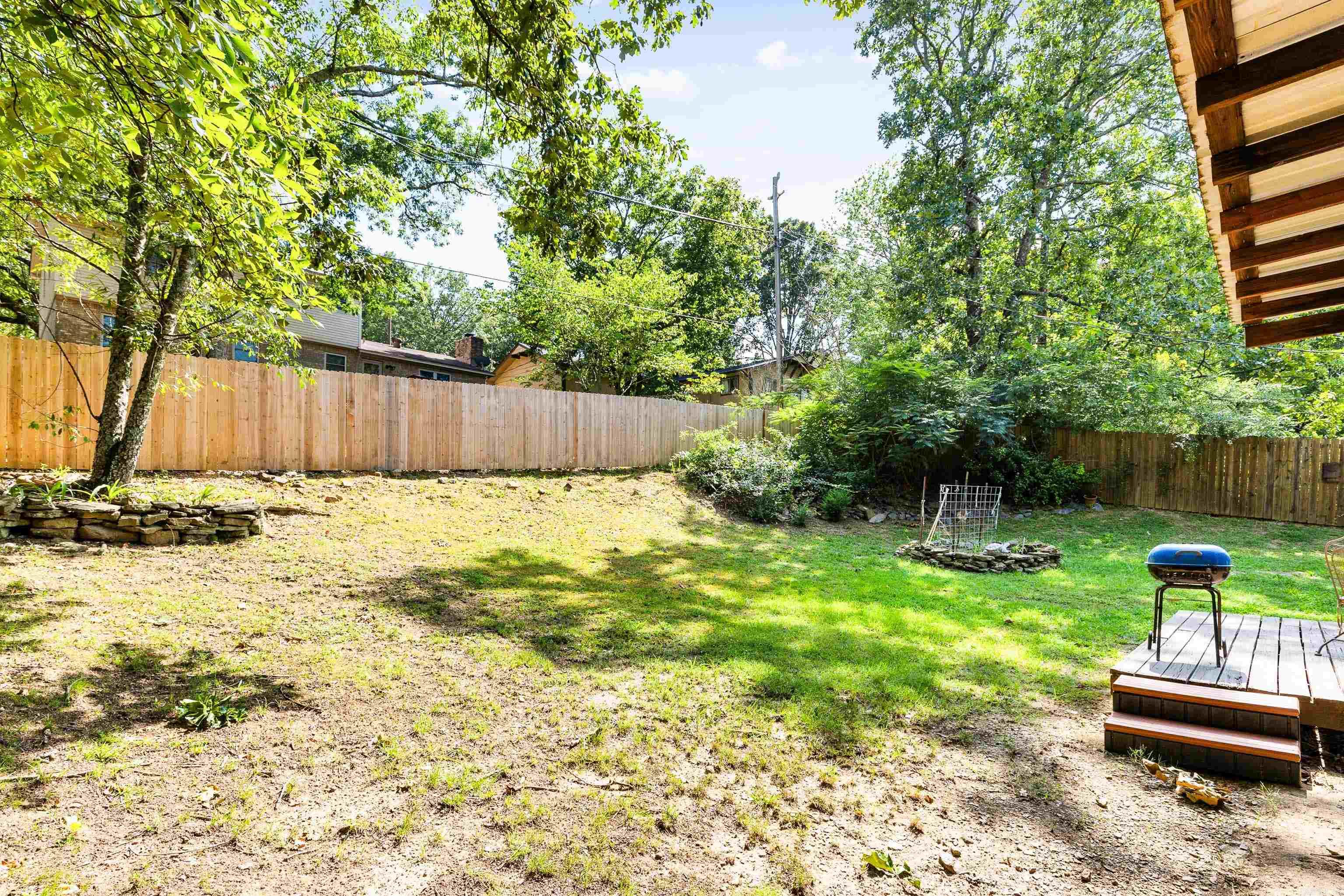 PLEASANT FOREST - Residential