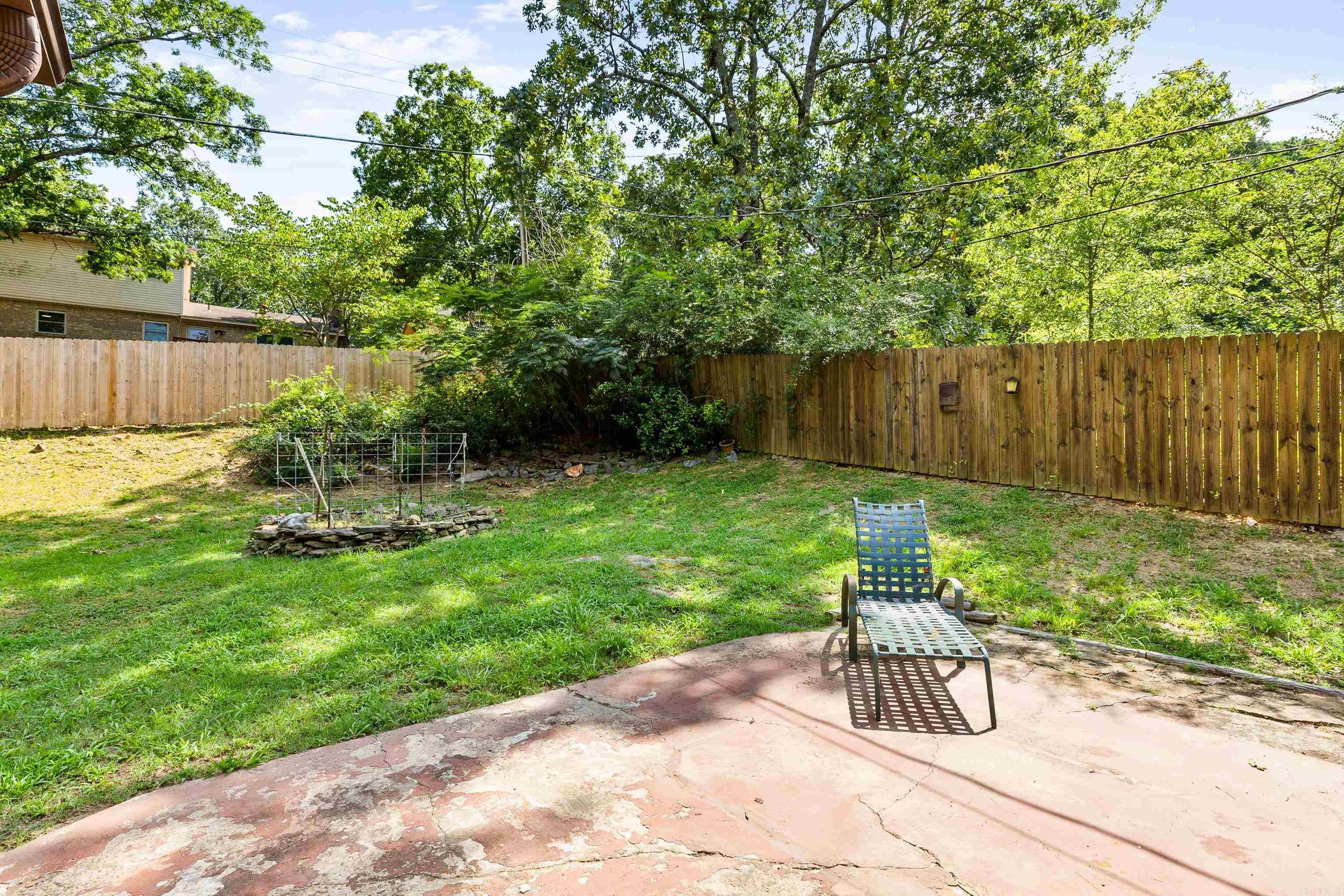 PLEASANT FOREST - Residential