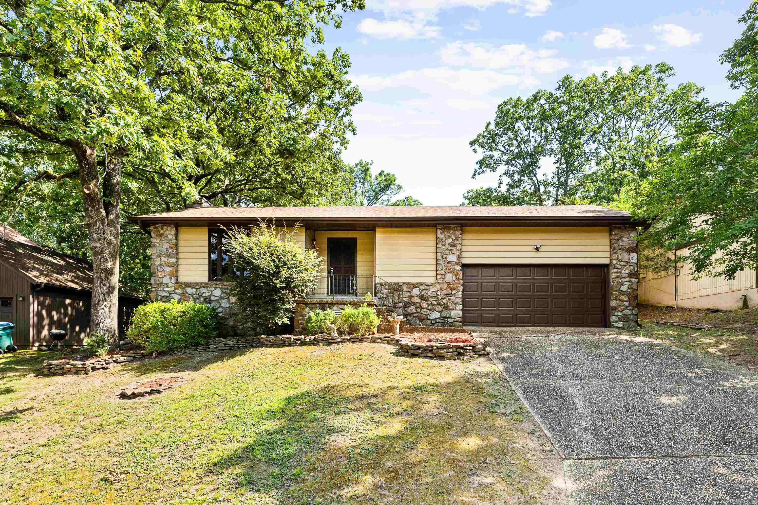 PLEASANT FOREST - Residential