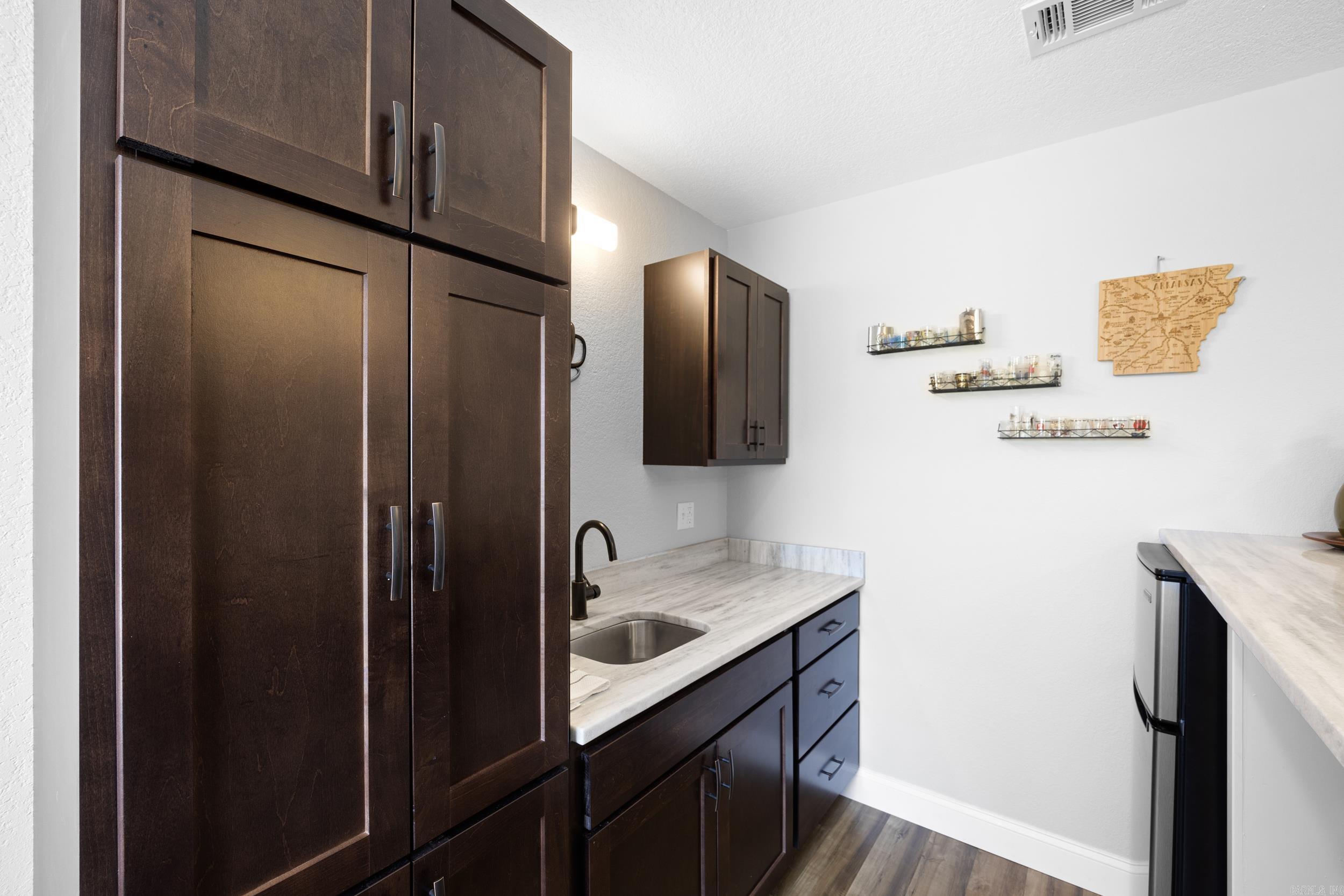 BAYOU RIDGE ESTATES - Residential