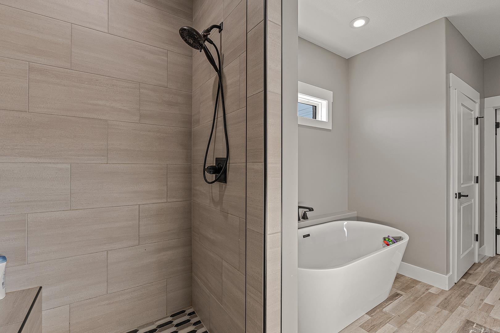 SILO RIDGE ESTATES - Residential