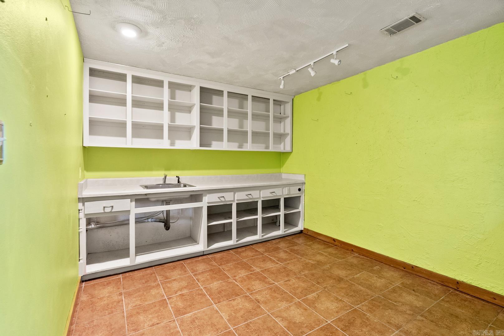 Rolling Hills #1 - Residential