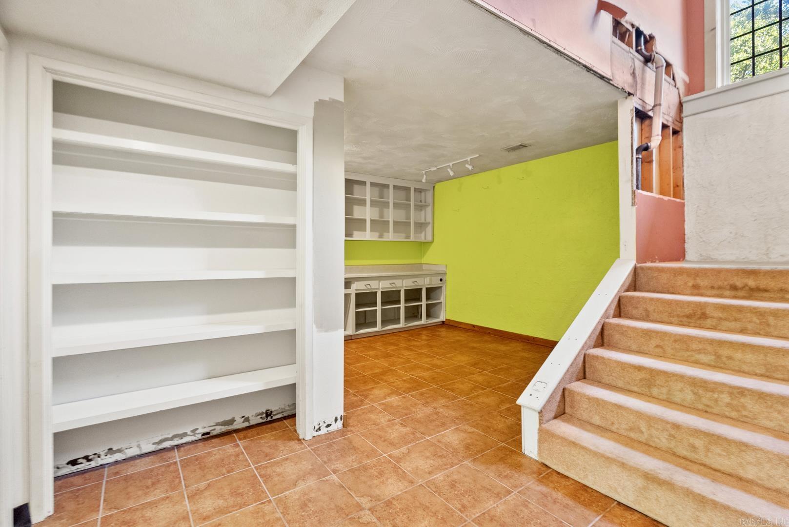 Rolling Hills #1 - Residential