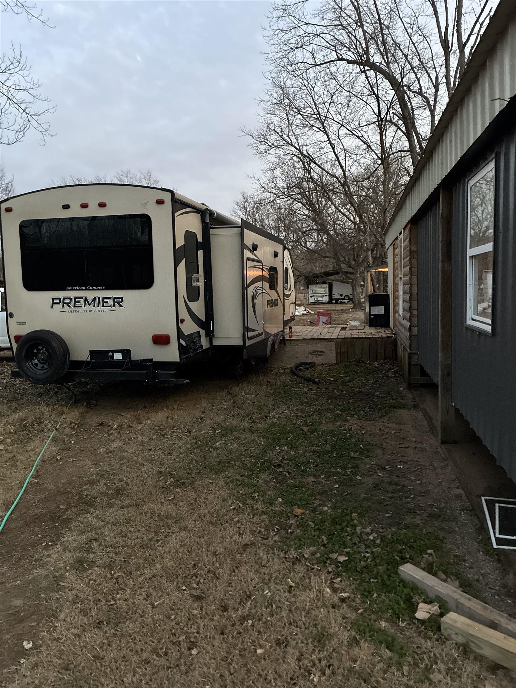 RIVERBEND CAMPER PARK - Residential