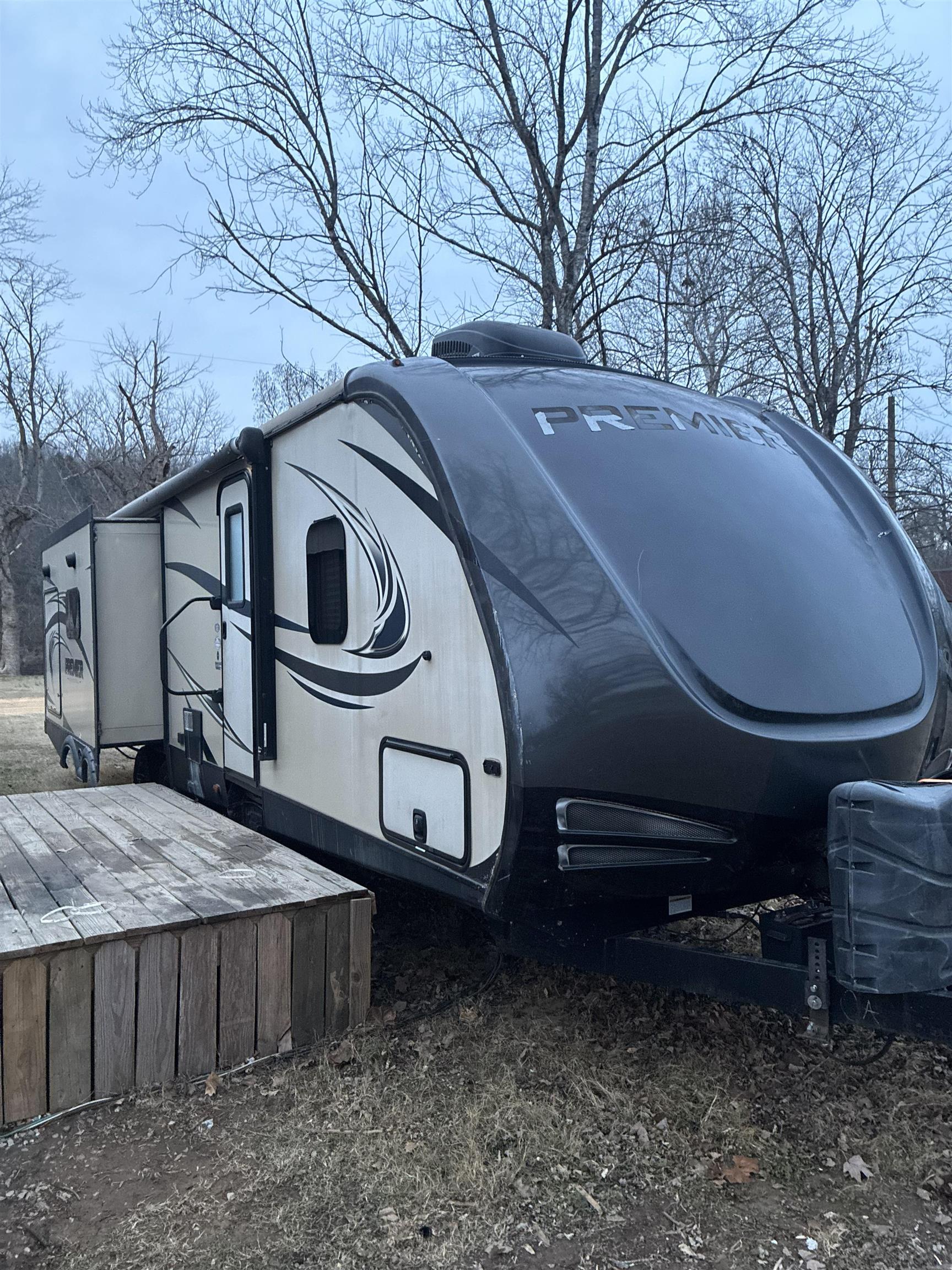 RIVERBEND CAMPER PARK - Residential