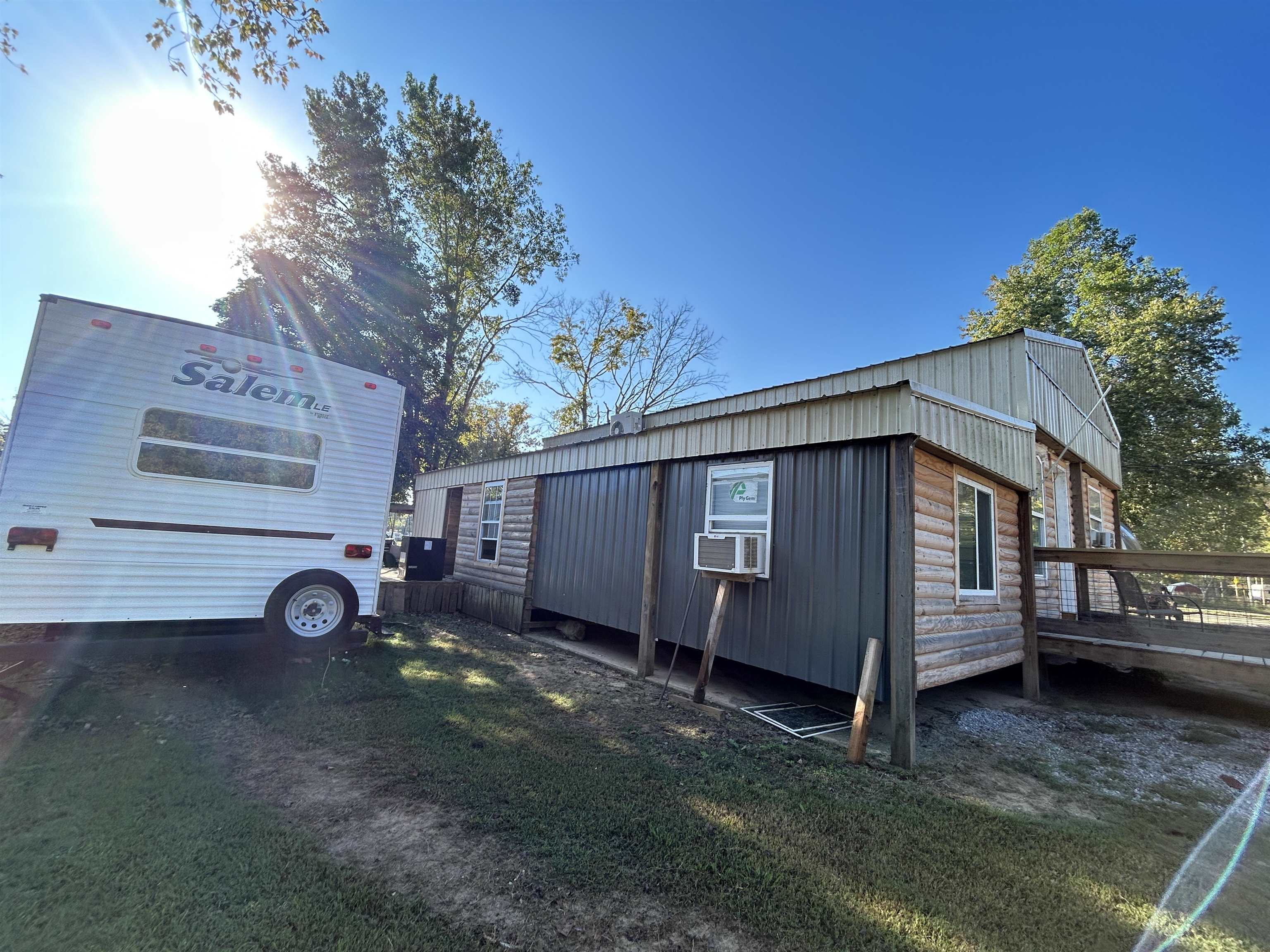 RIVERBEND CAMPER PARK - Residential