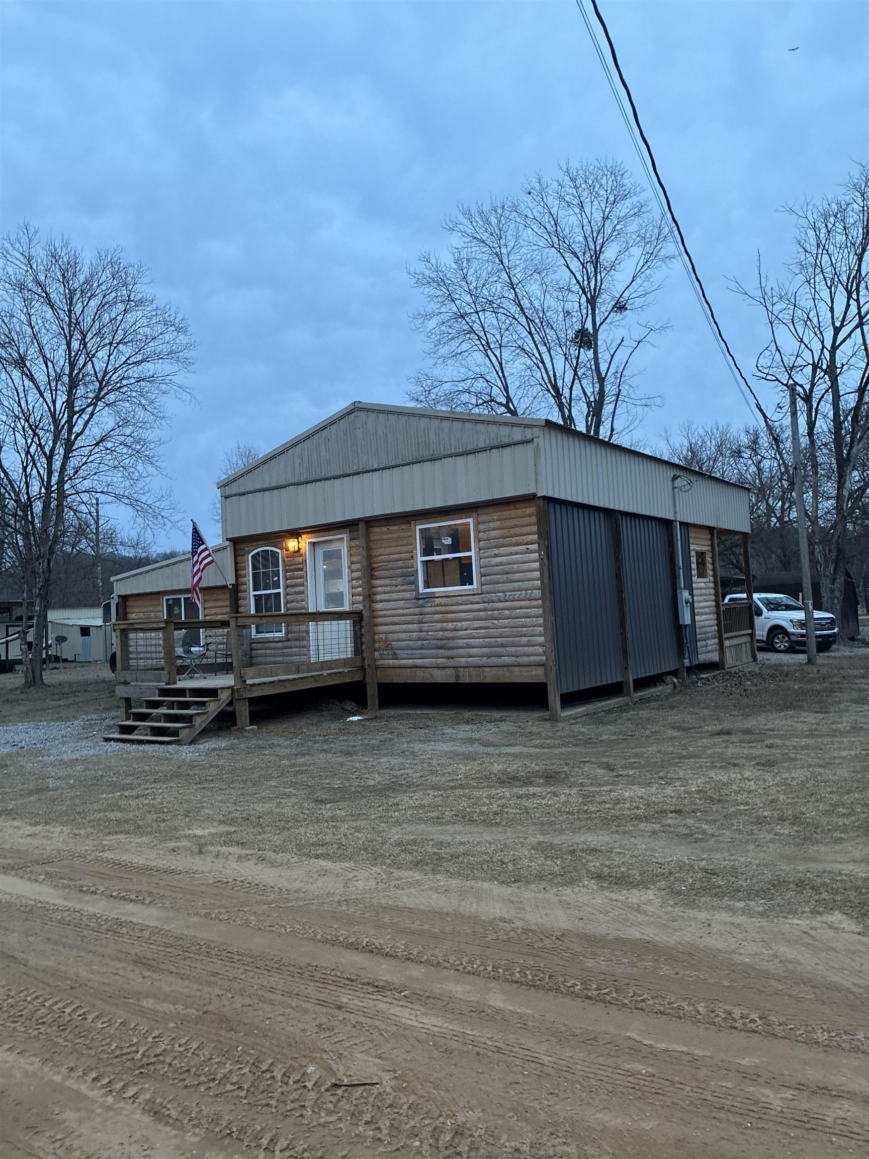 RIVERBEND CAMPER PARK - Residential