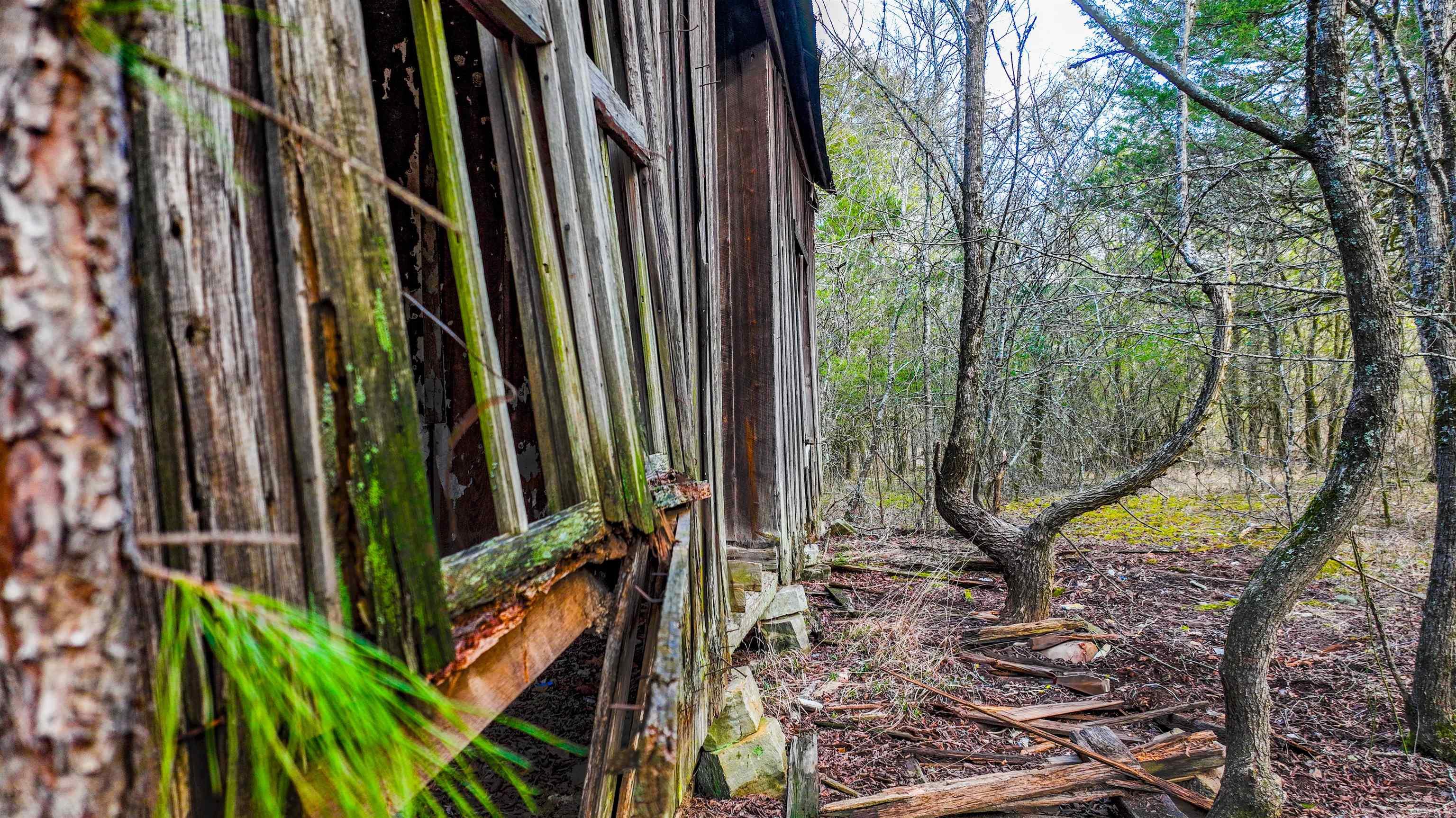 Metes & Bounds - Land