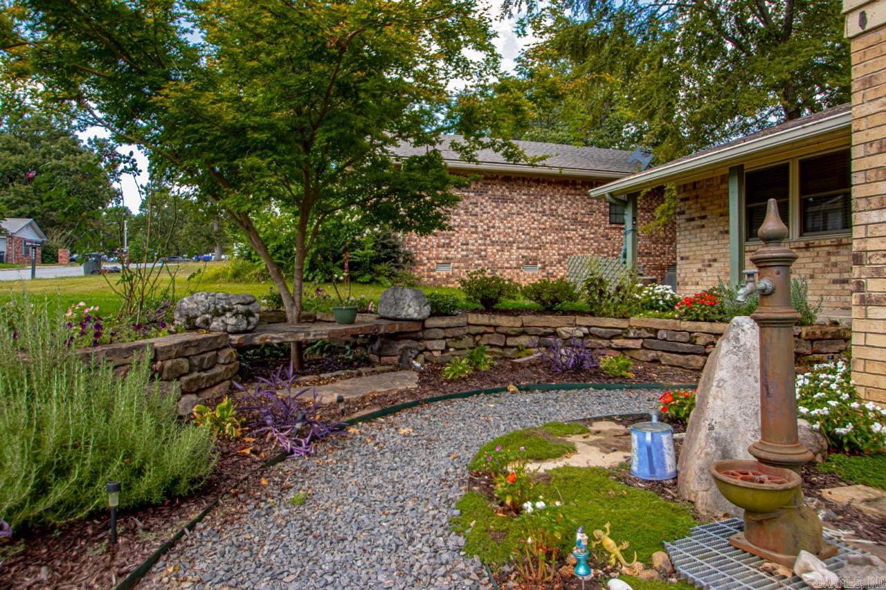 MARYLAND MANOR - Residential