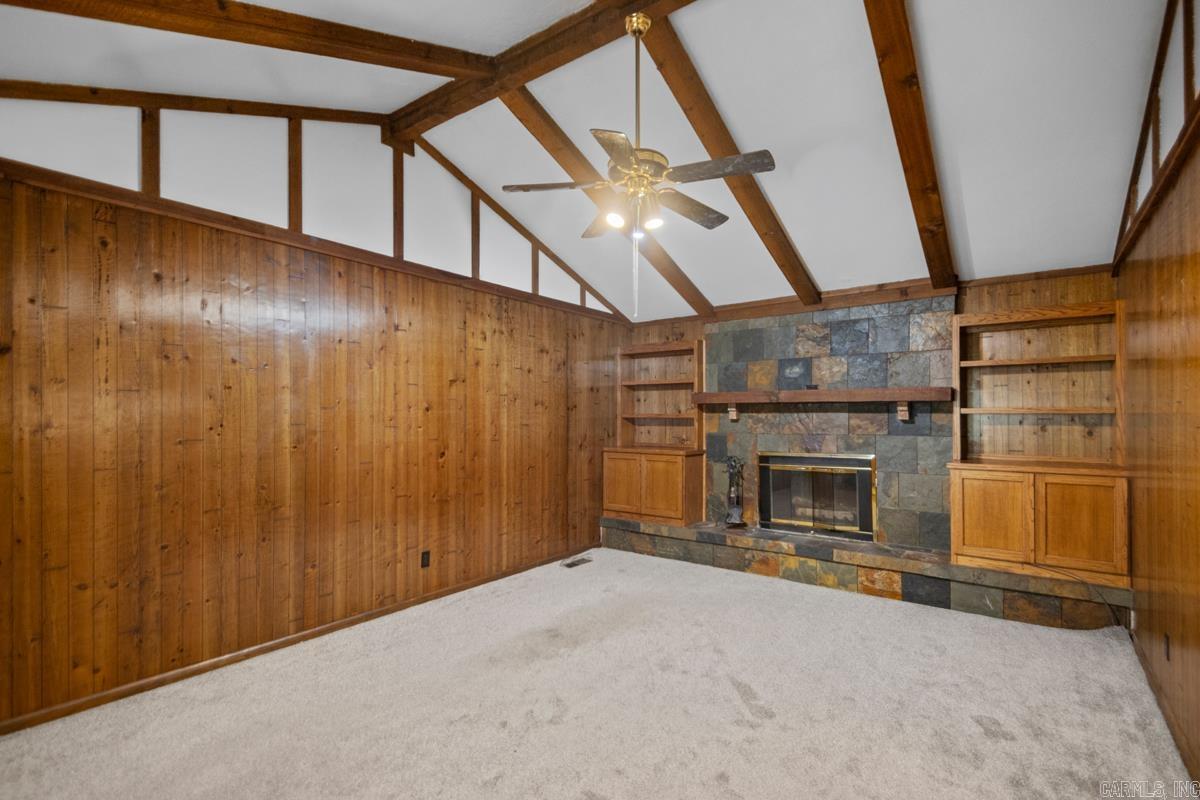 MARYLAND MANOR - Residential