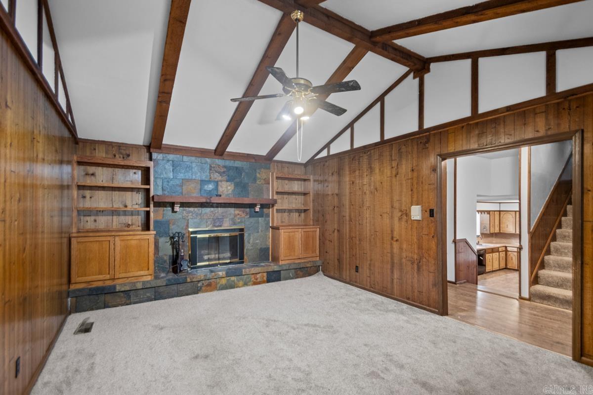 MARYLAND MANOR - Residential