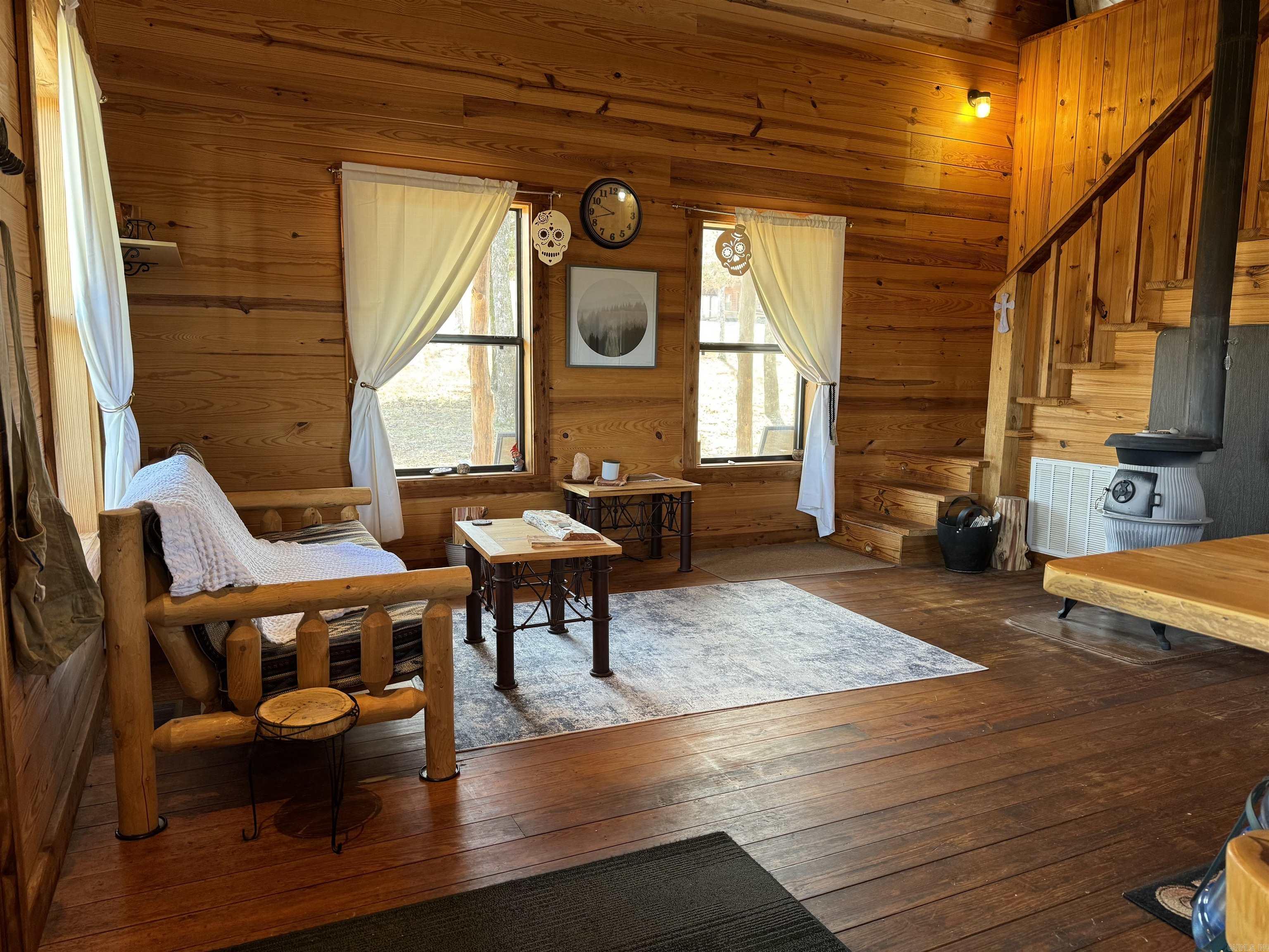 VIKING LANDING - Residential