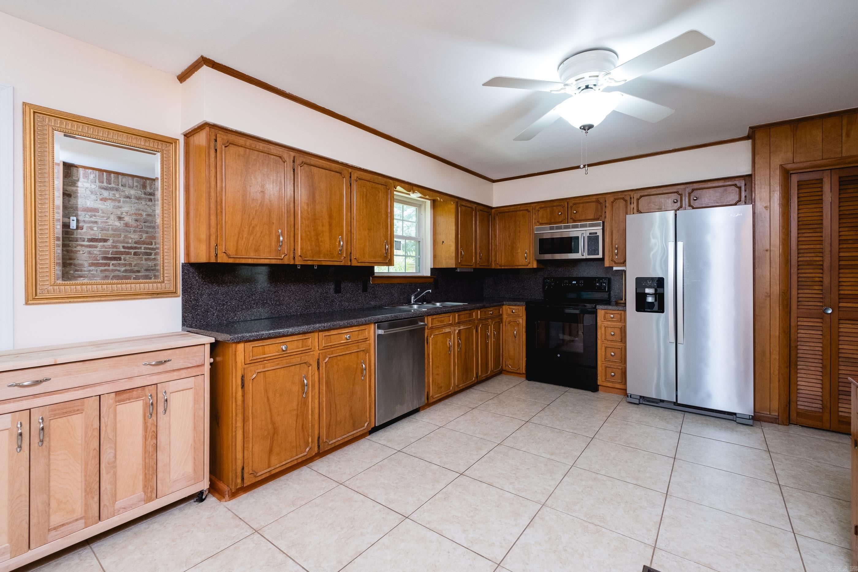 Leawood Heights - Residential