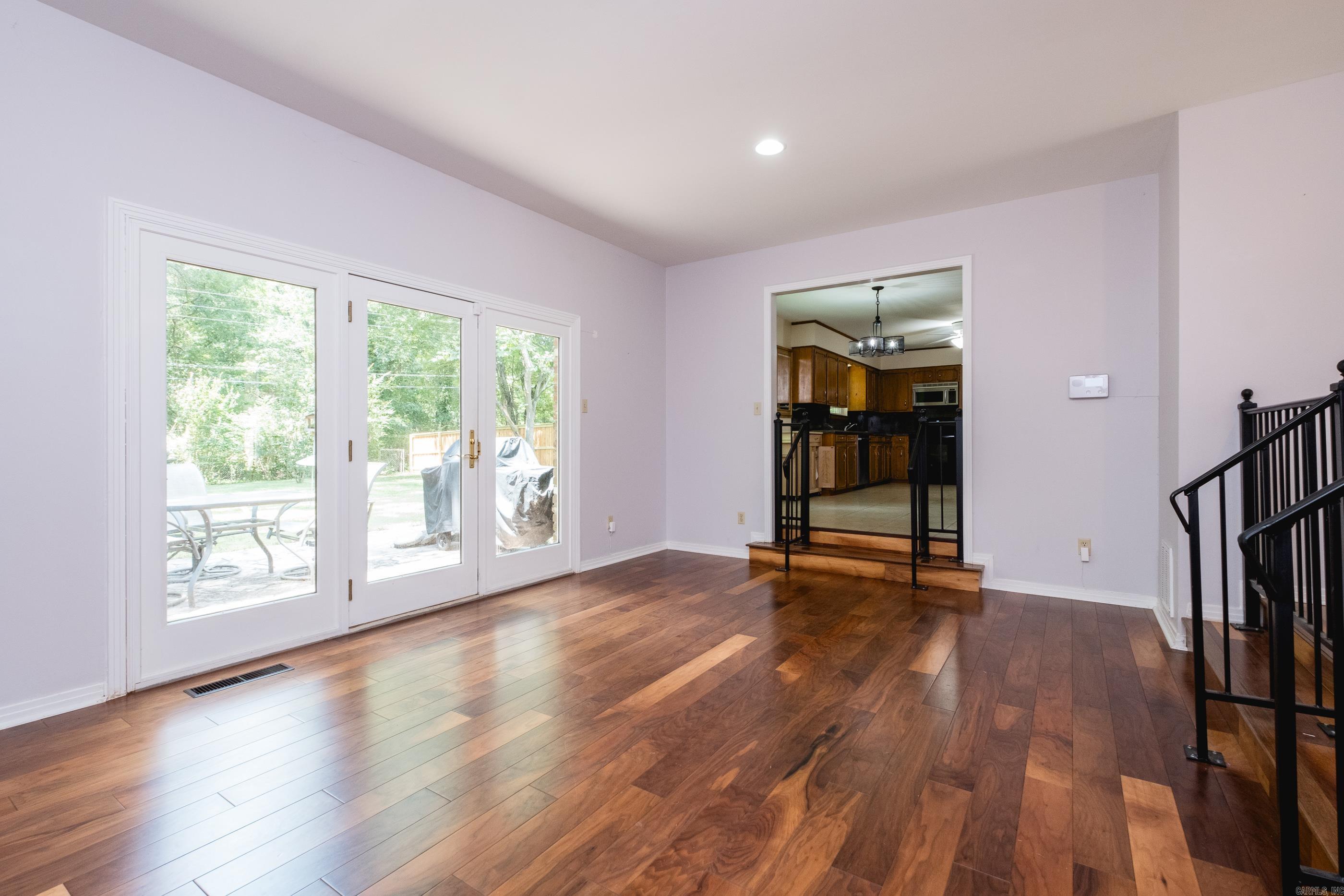 Leawood Heights - Residential