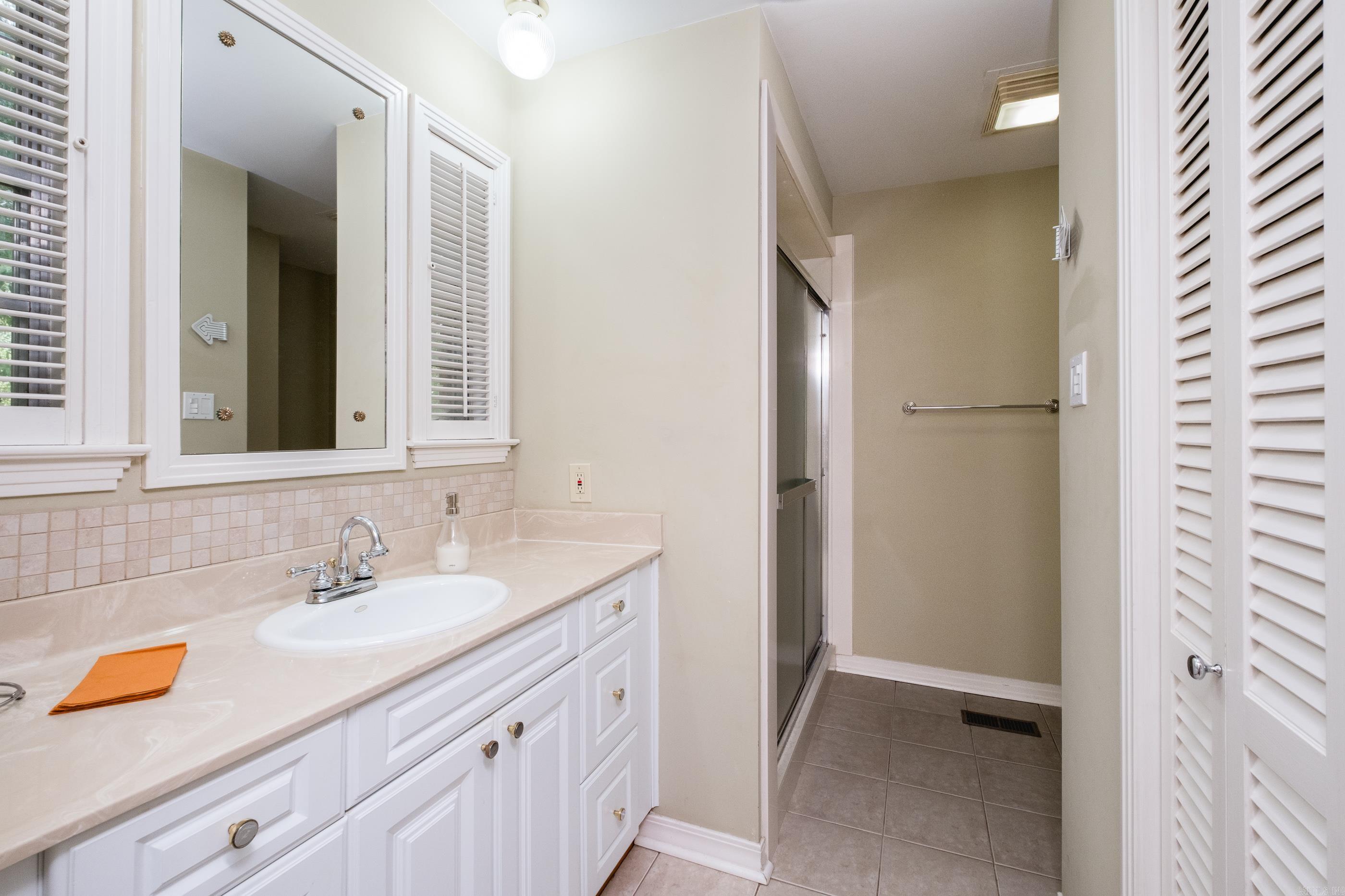 Leawood Heights - Residential