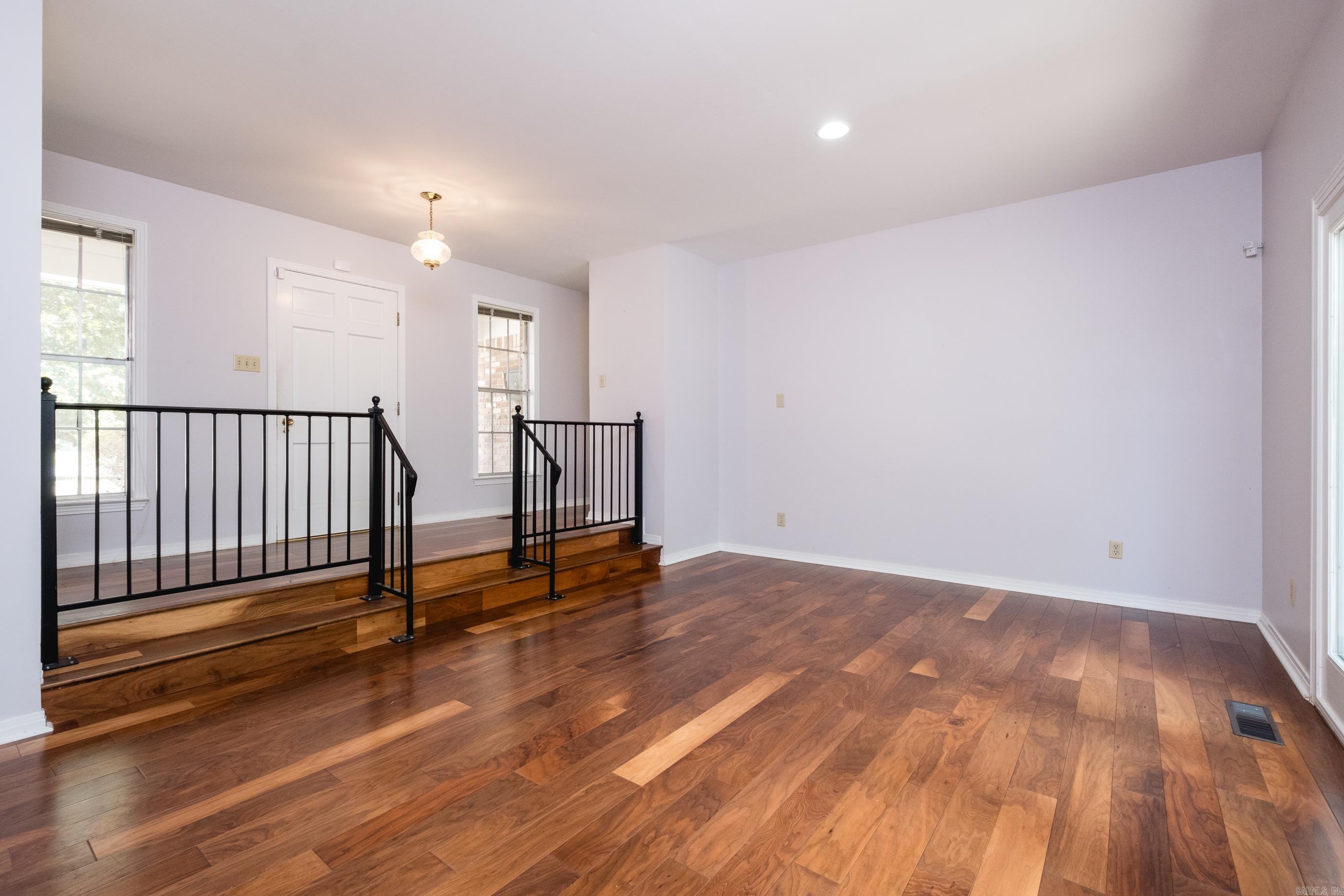 Leawood Heights - Residential